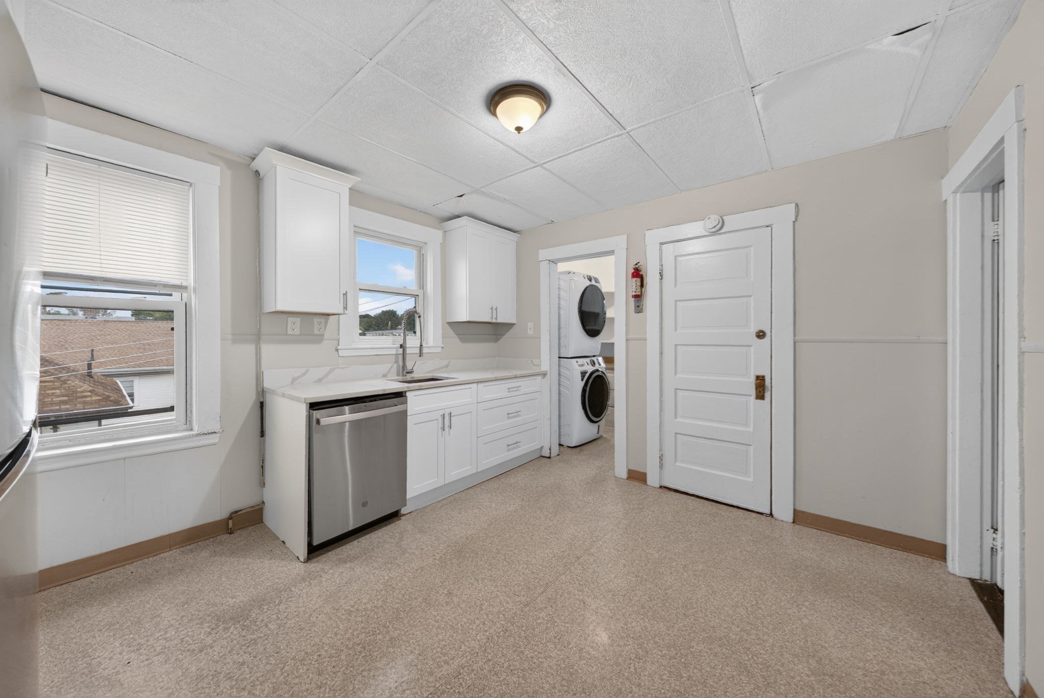 50 Lambert St. Property Photo 9