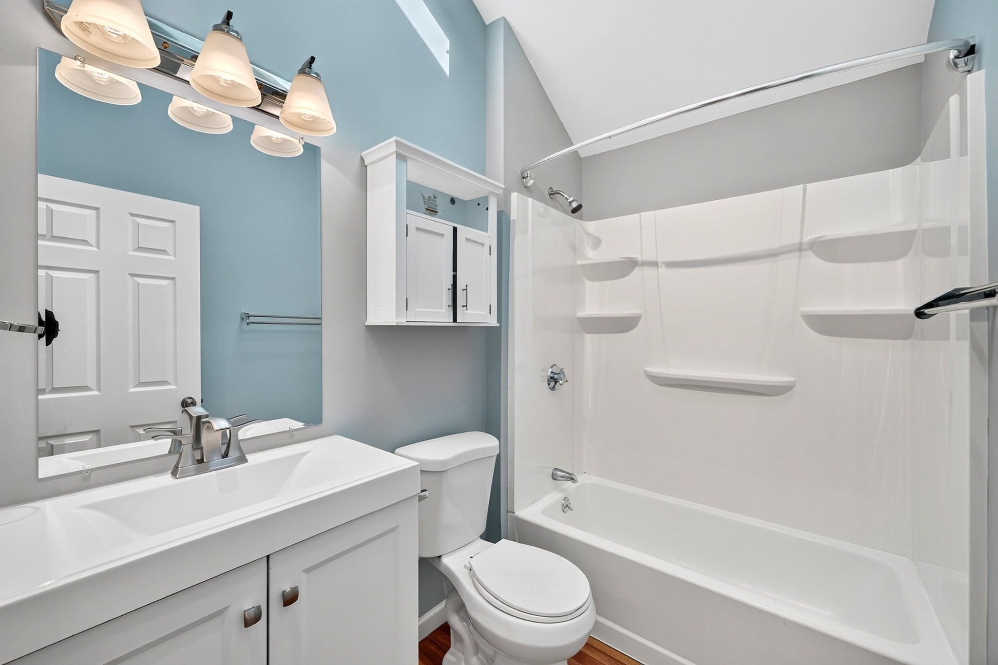 136 W Squantum St. Property Photo 9