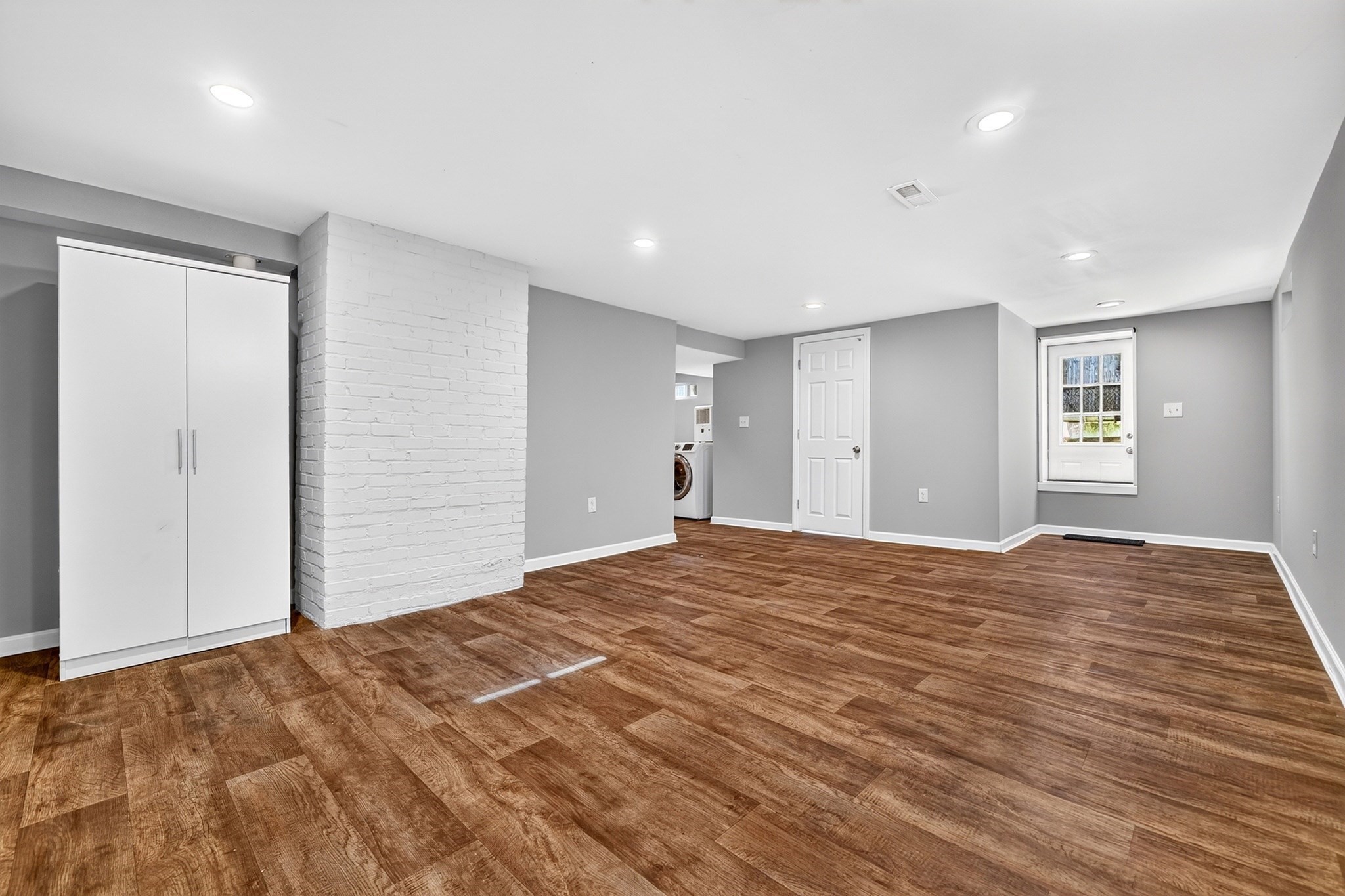 136 W Squantum St. Property Photo 16