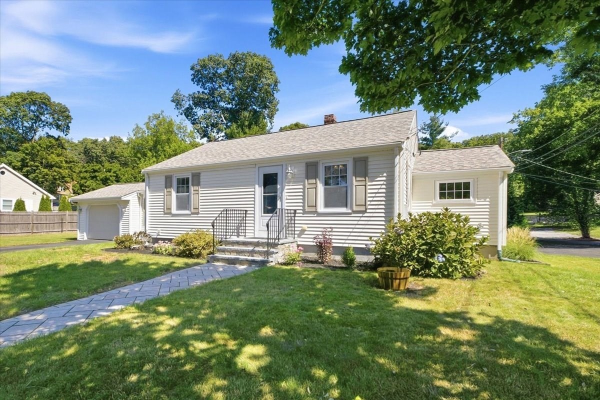 37 Brook Property Photo 2