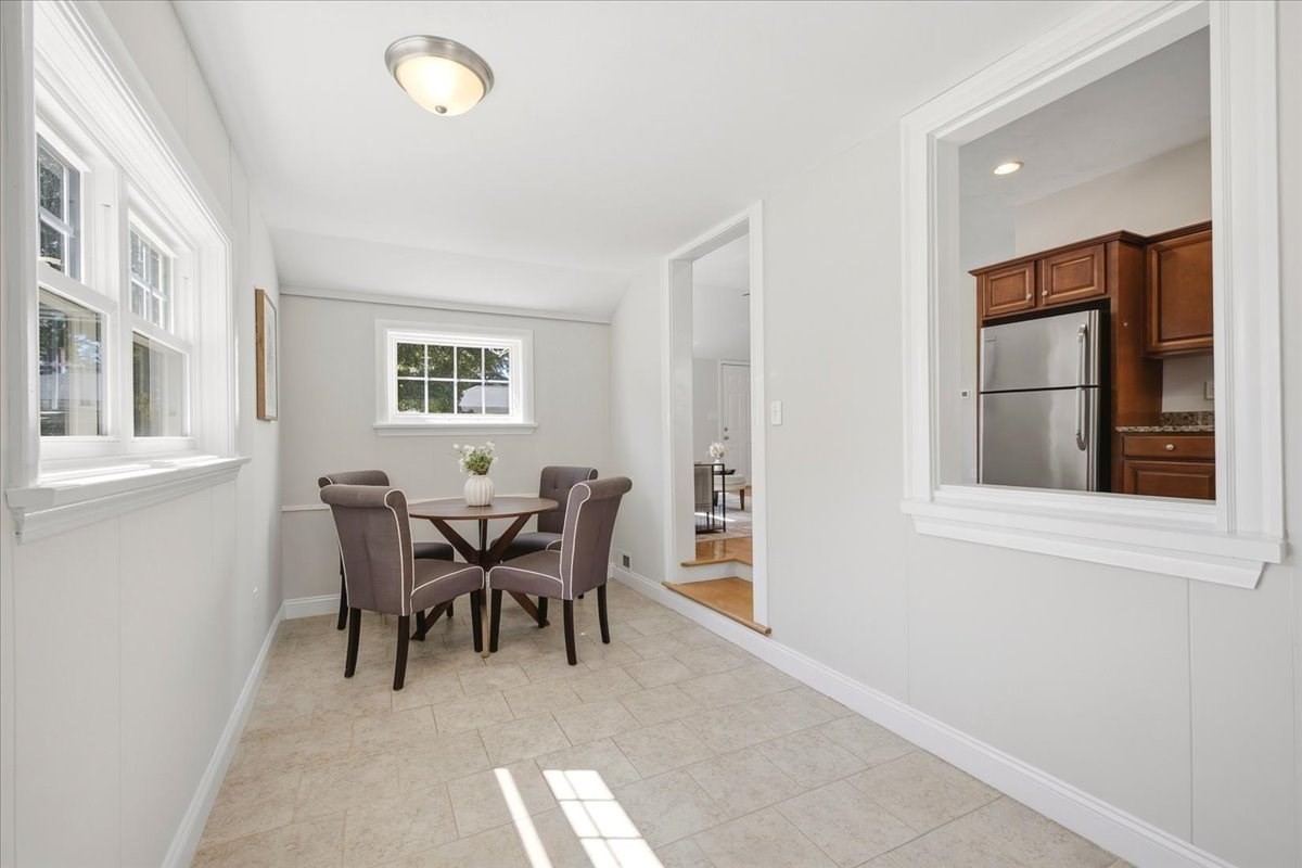 37 Brook Property Photo 17