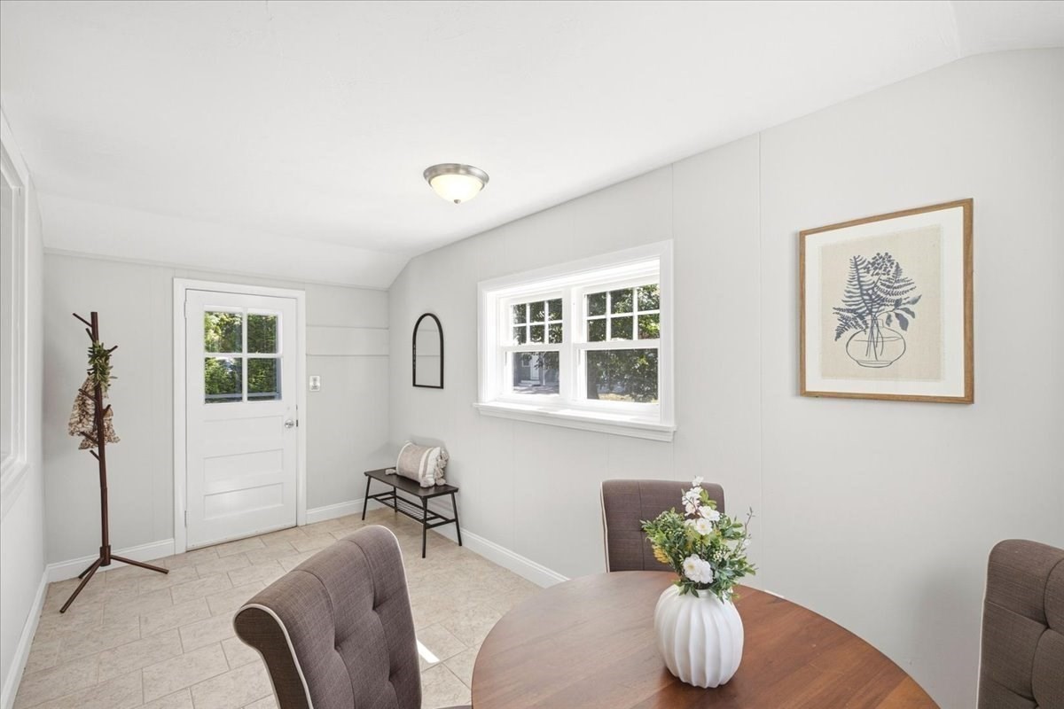 37 Brook Property Photo 18