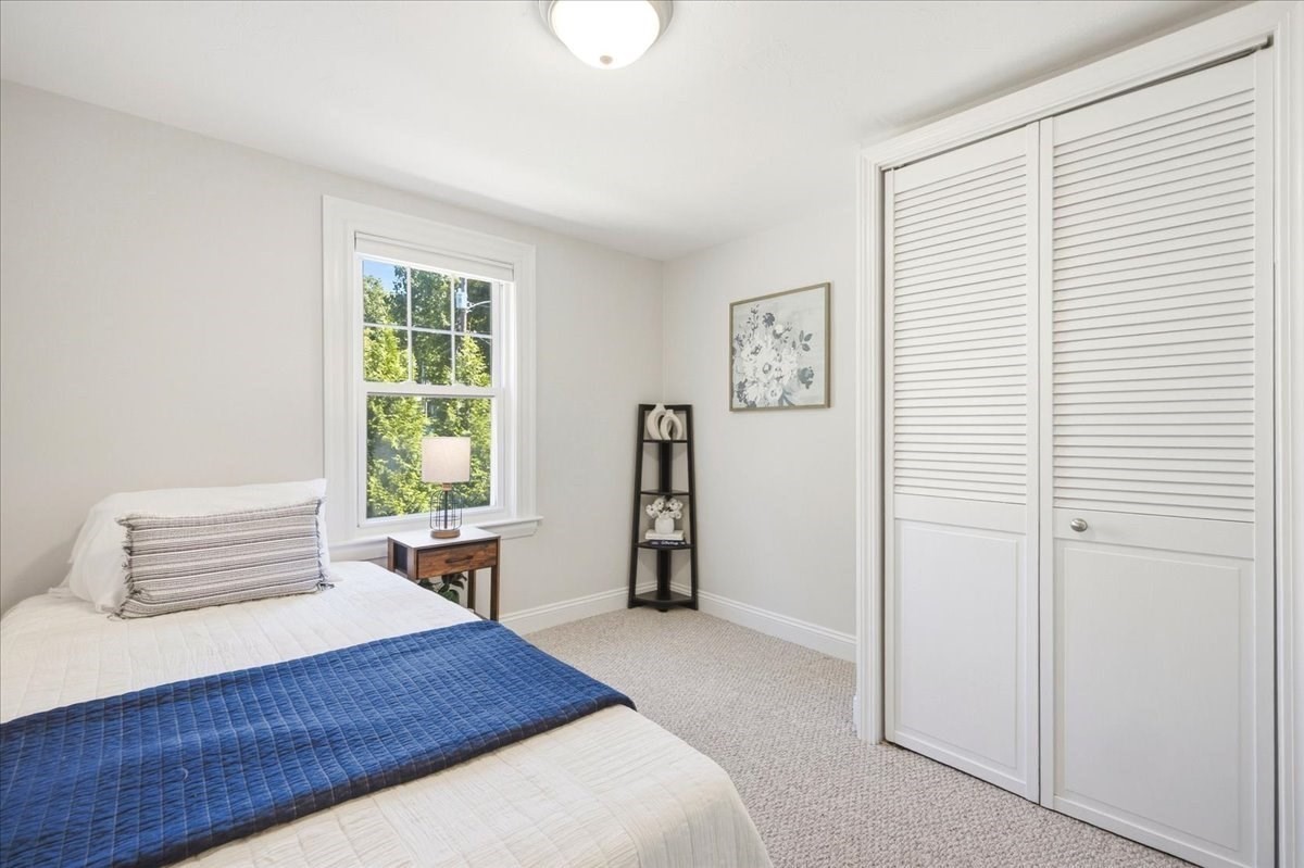 37 Brook Property Photo 25