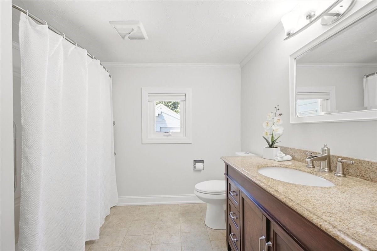 37 Brook Property Photo 28
