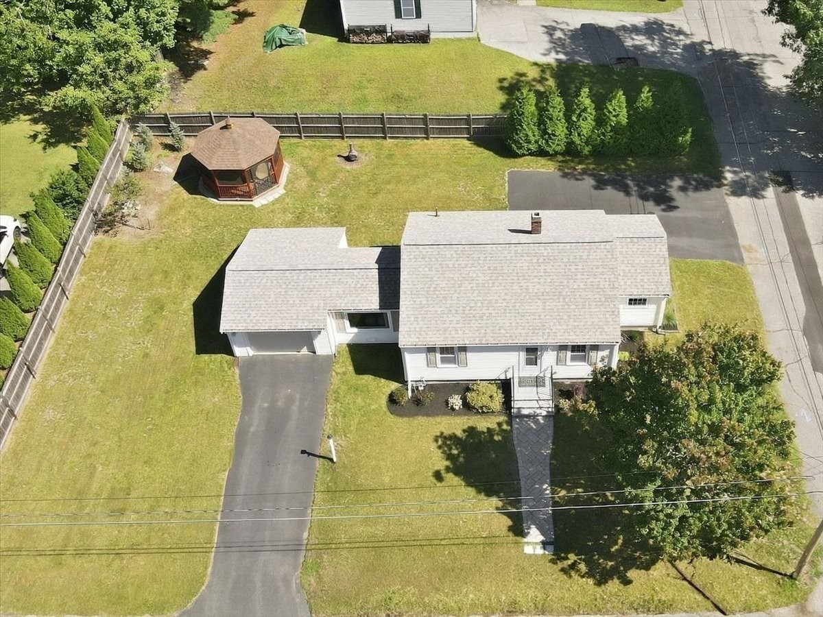 37 Brook Property Photo 37