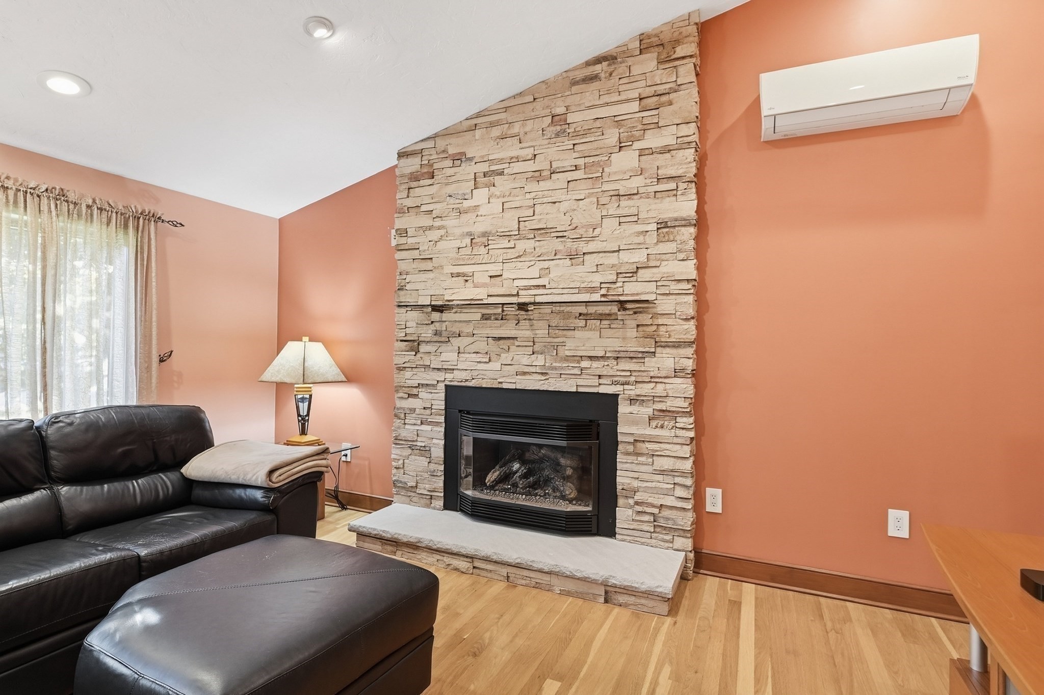 21 Old Meetinghouse Rd Property Photo 19