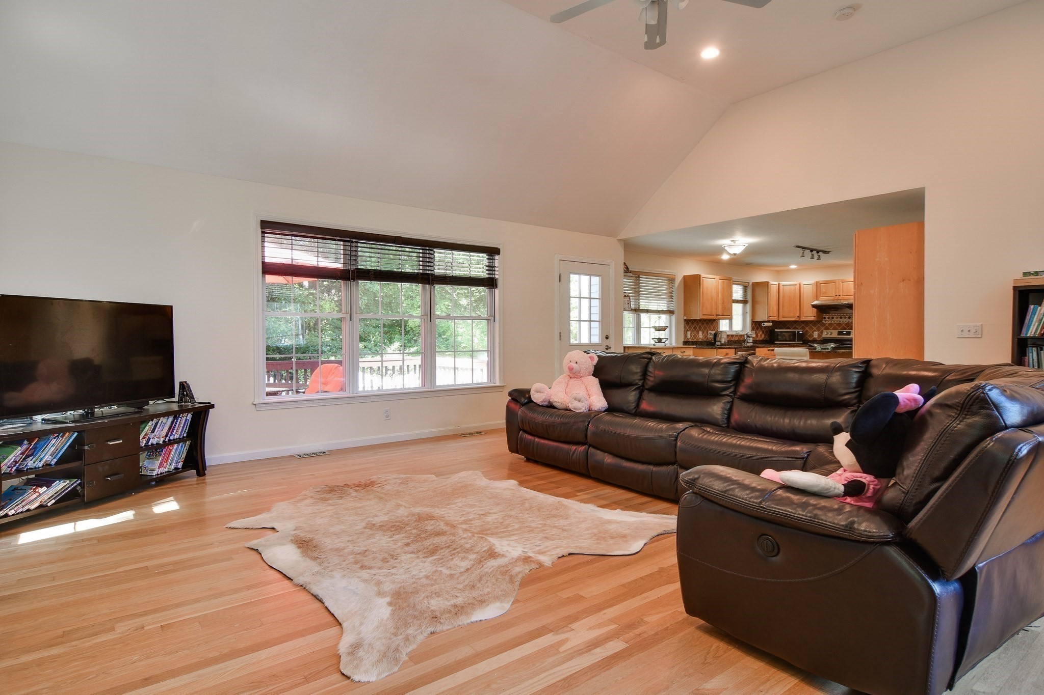 18 Pilgrim Rd Property Photo 14