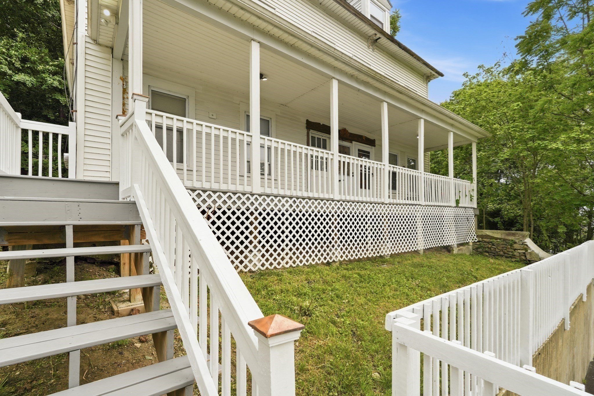 1 Oak St Property Photo 8