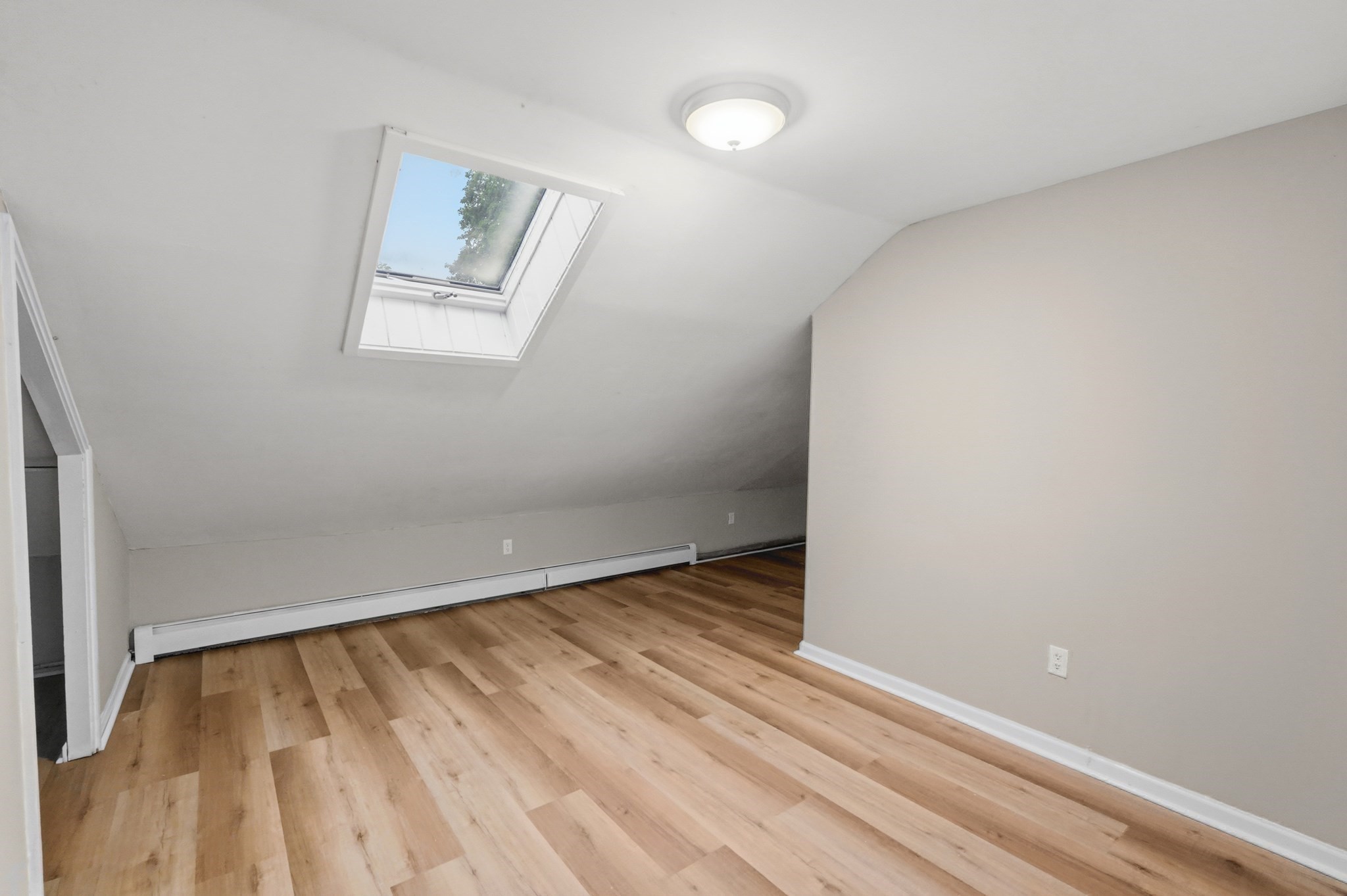 1 Oak St Property Photo 22