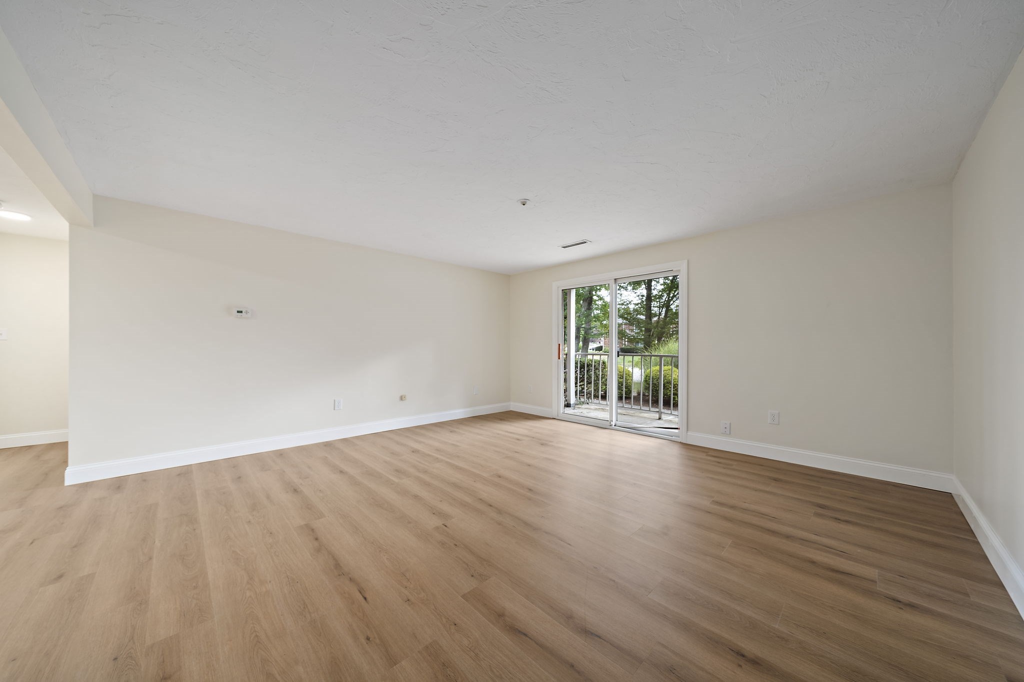 18 Kingswood Dr # 5 Property Photo 11