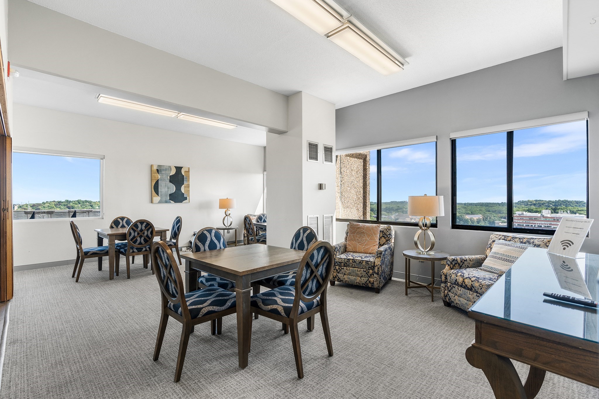 250 Hammond Pond Pkwy # 1006n Property Photo 29