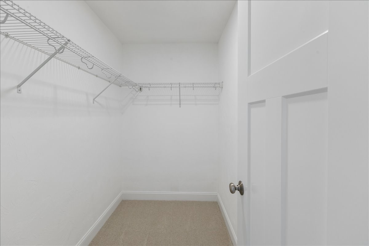 1152 Bridge St Property Photo 24