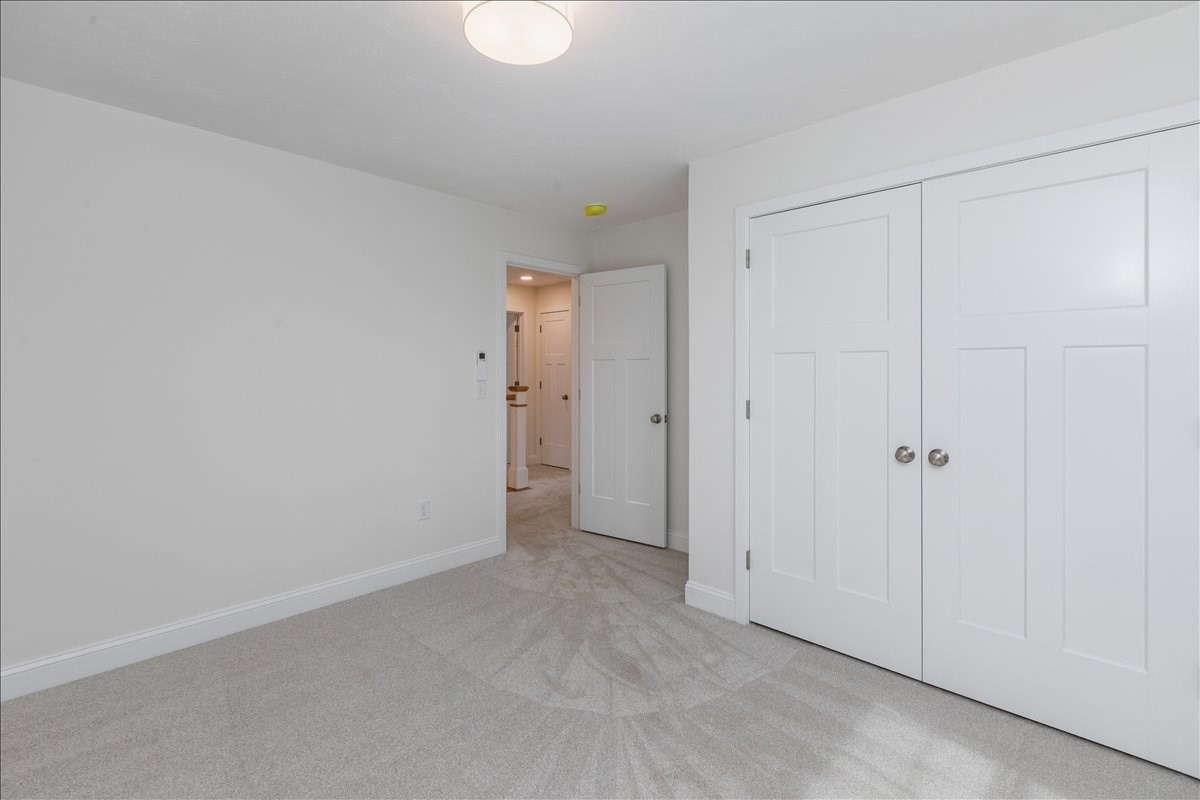 1152 Bridge St Property Photo 30