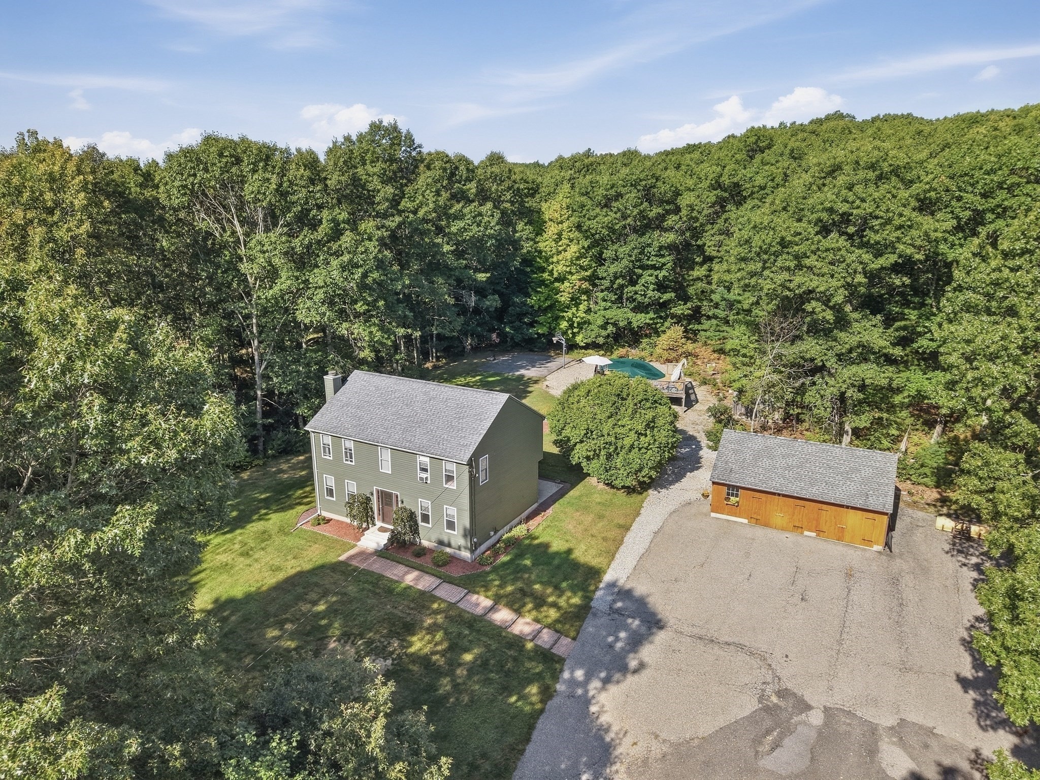 10 Flaxfield Road Property Photo 1