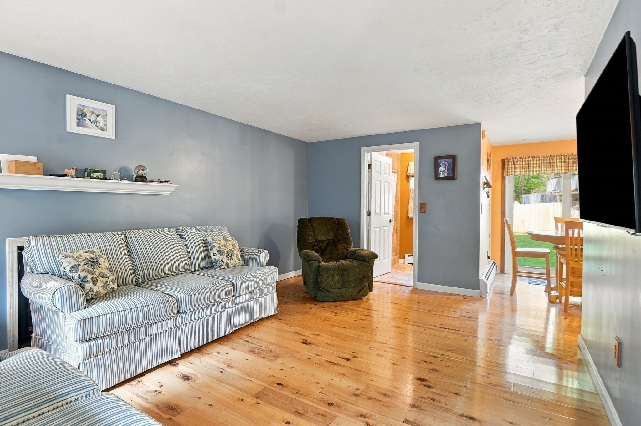 10 Flaxfield Road Property Photo 5
