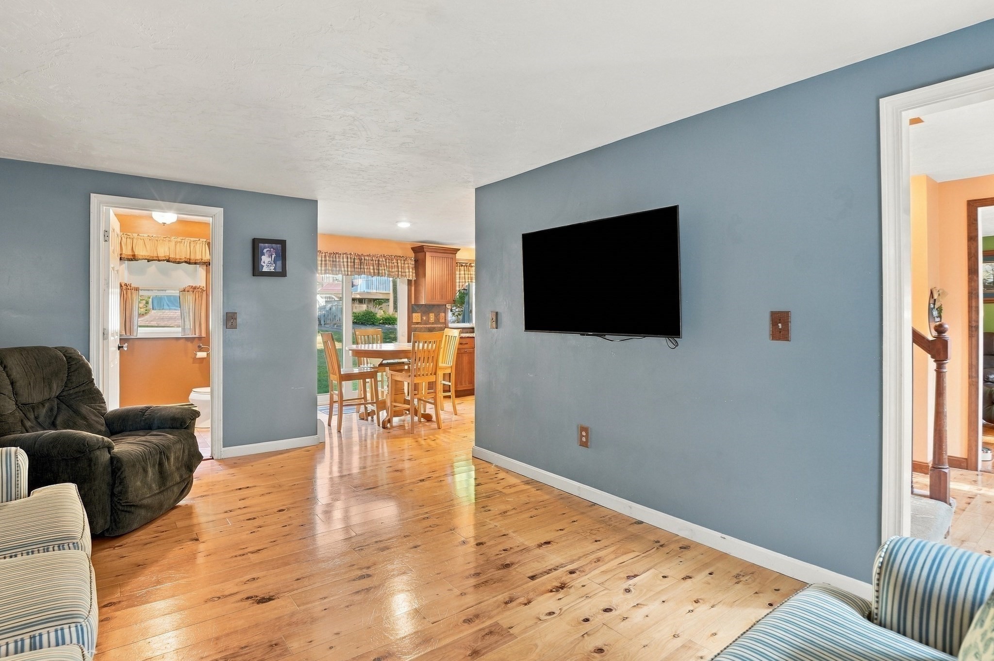 10 Flaxfield Road Property Photo 12