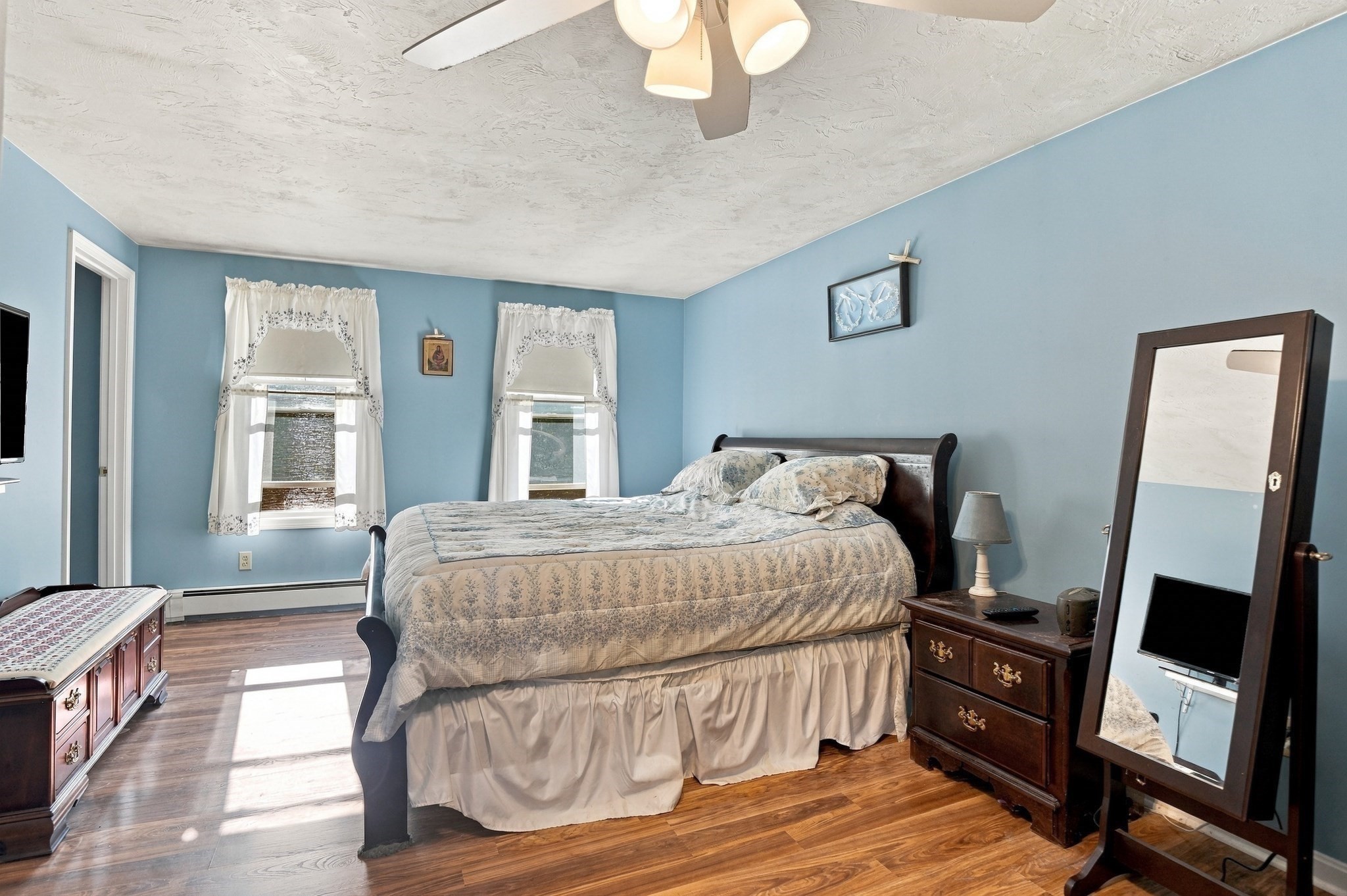 10 Flaxfield Road Property Photo 13