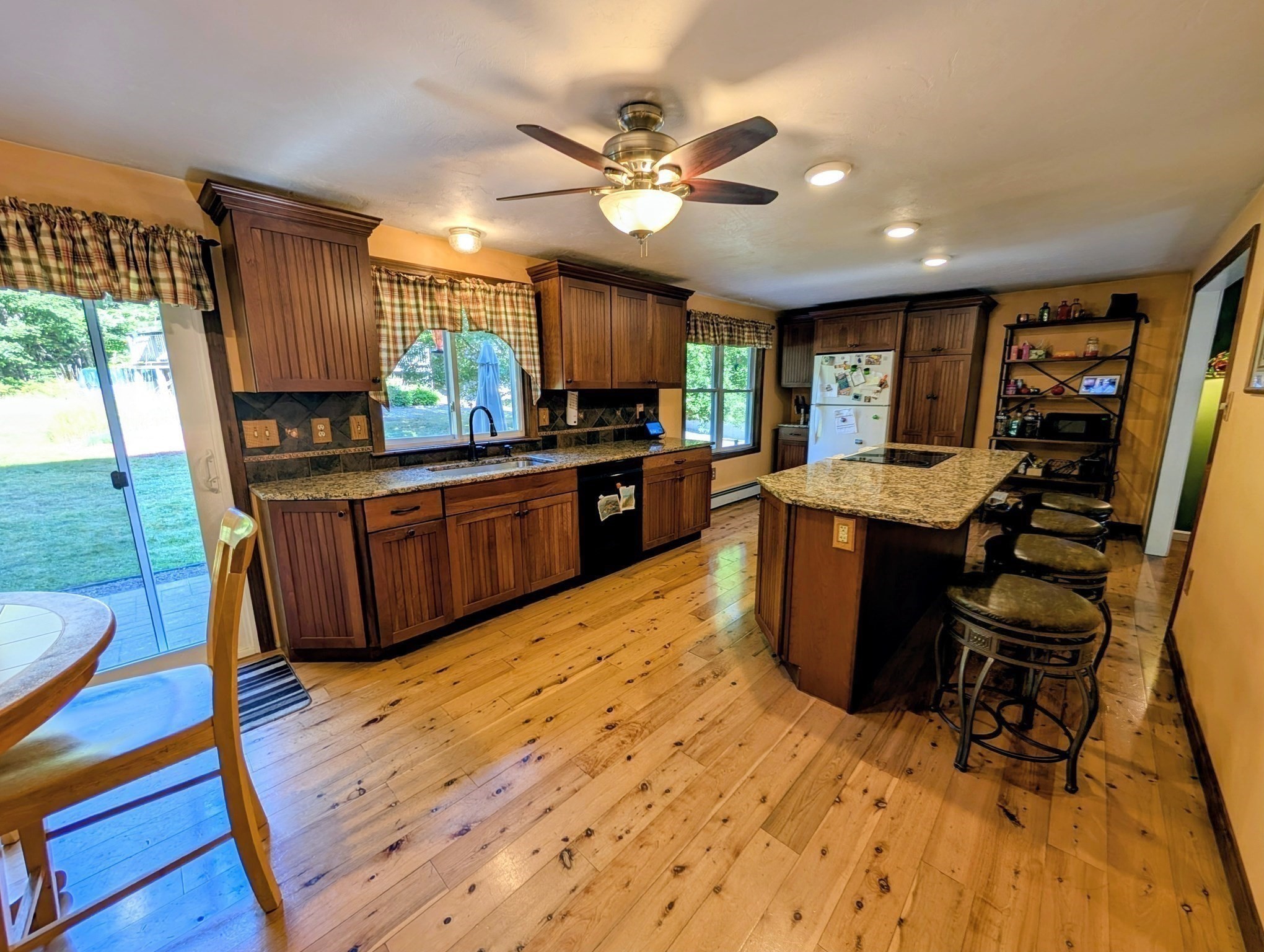 10 Flaxfield Road Property Photo 35