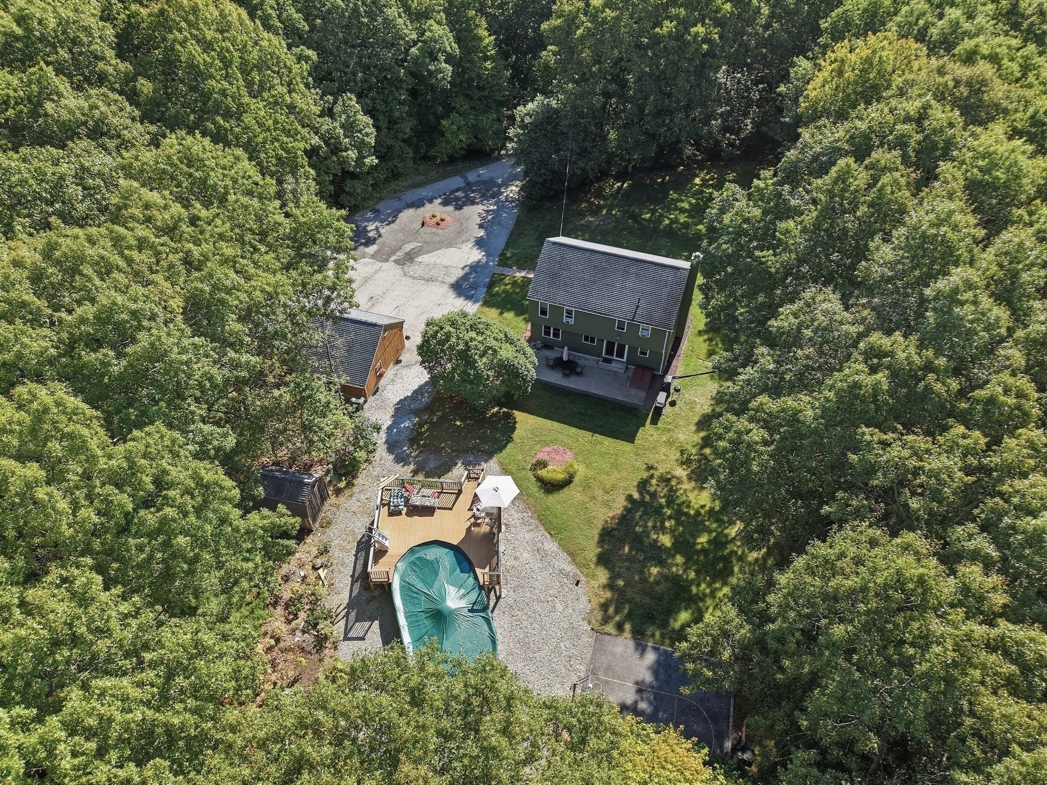 10 Flaxfield Road Property Photo 36