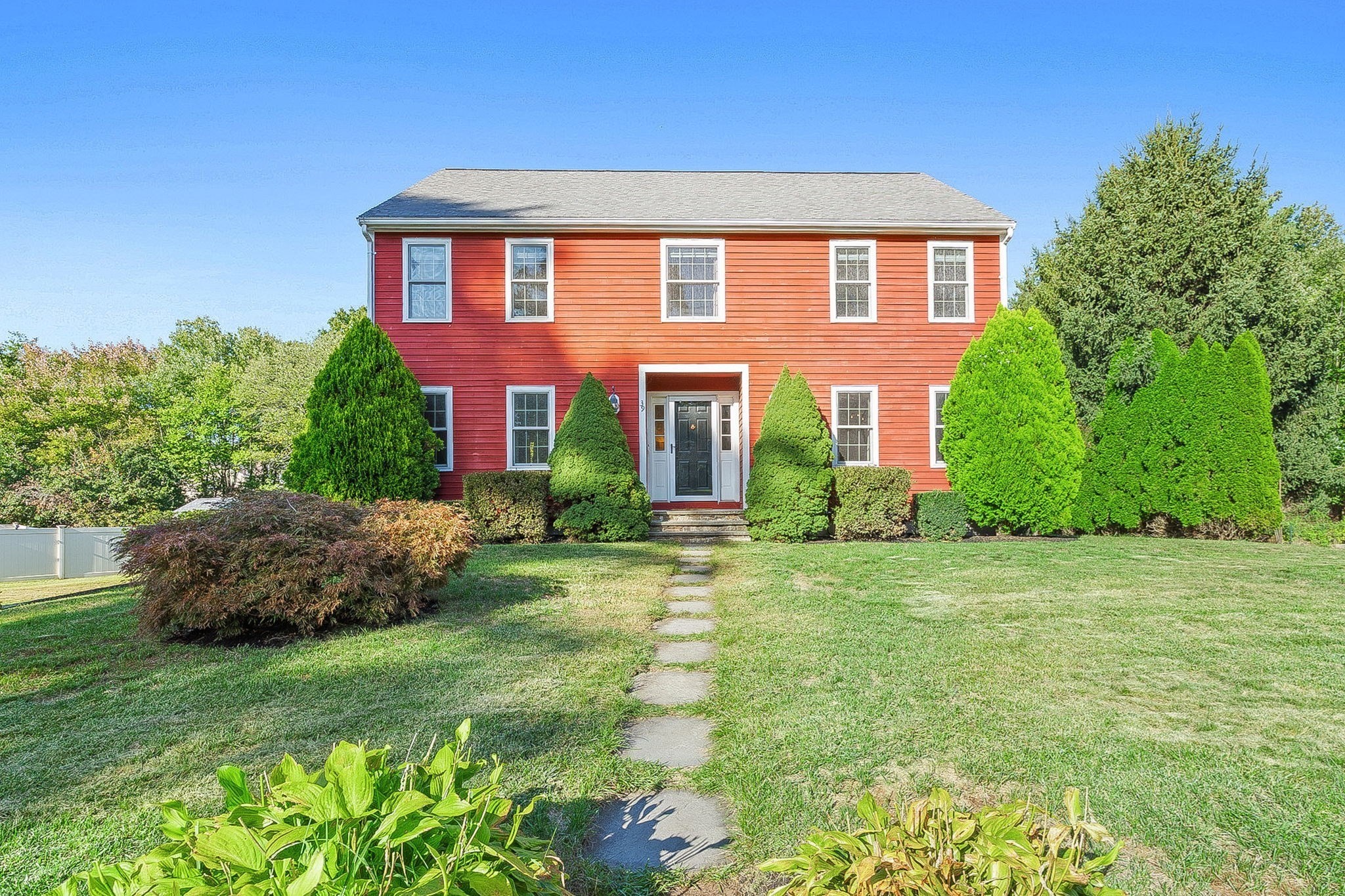 39 Harriman Road Property Photo 1