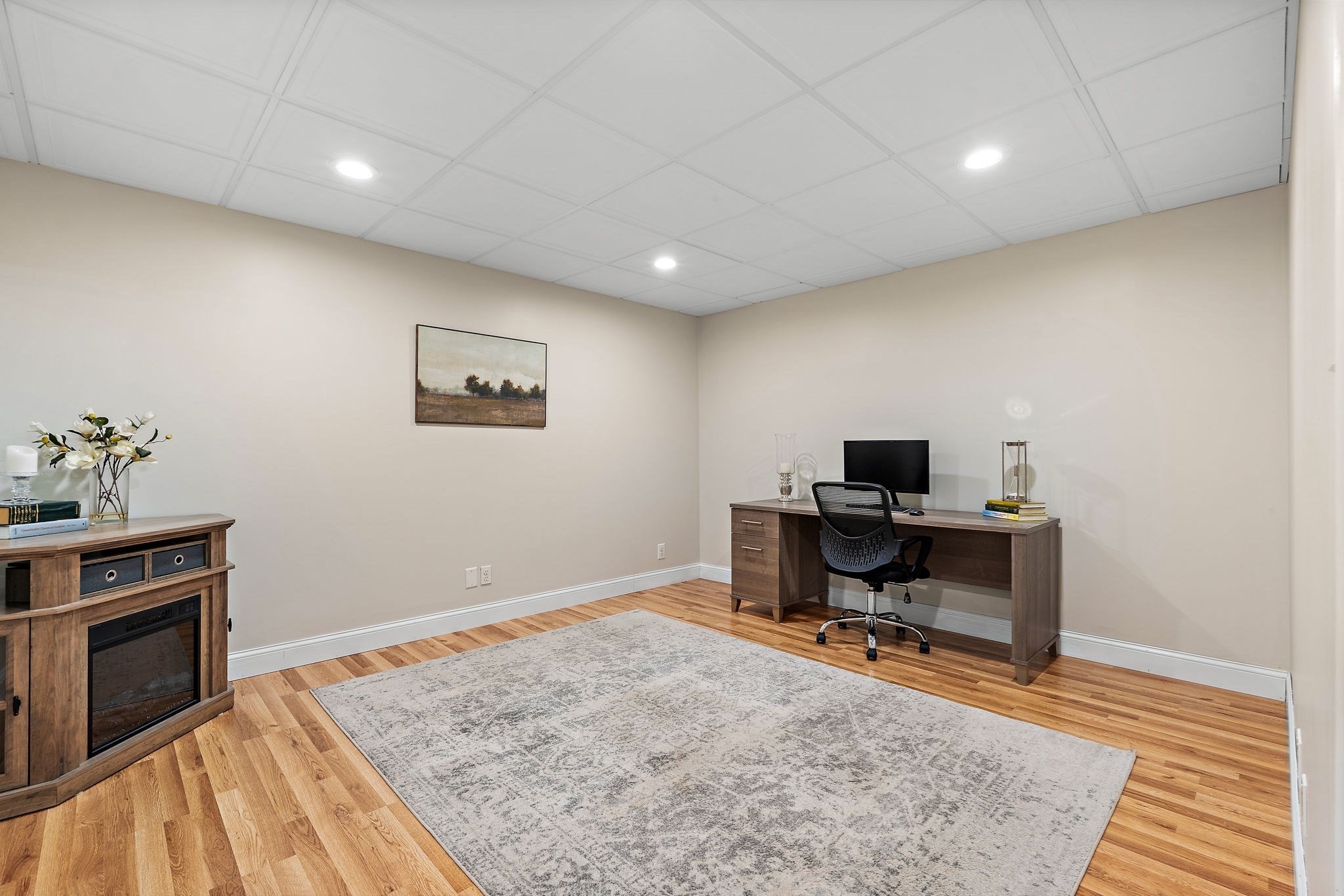 68 Quaker Lane Property Photo 31