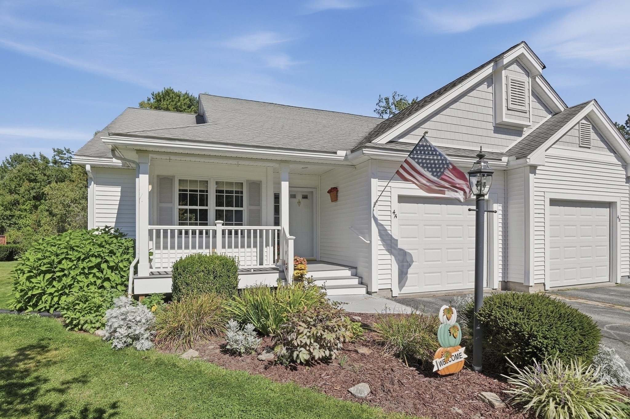 4 Concord Court # A Property Photo 1