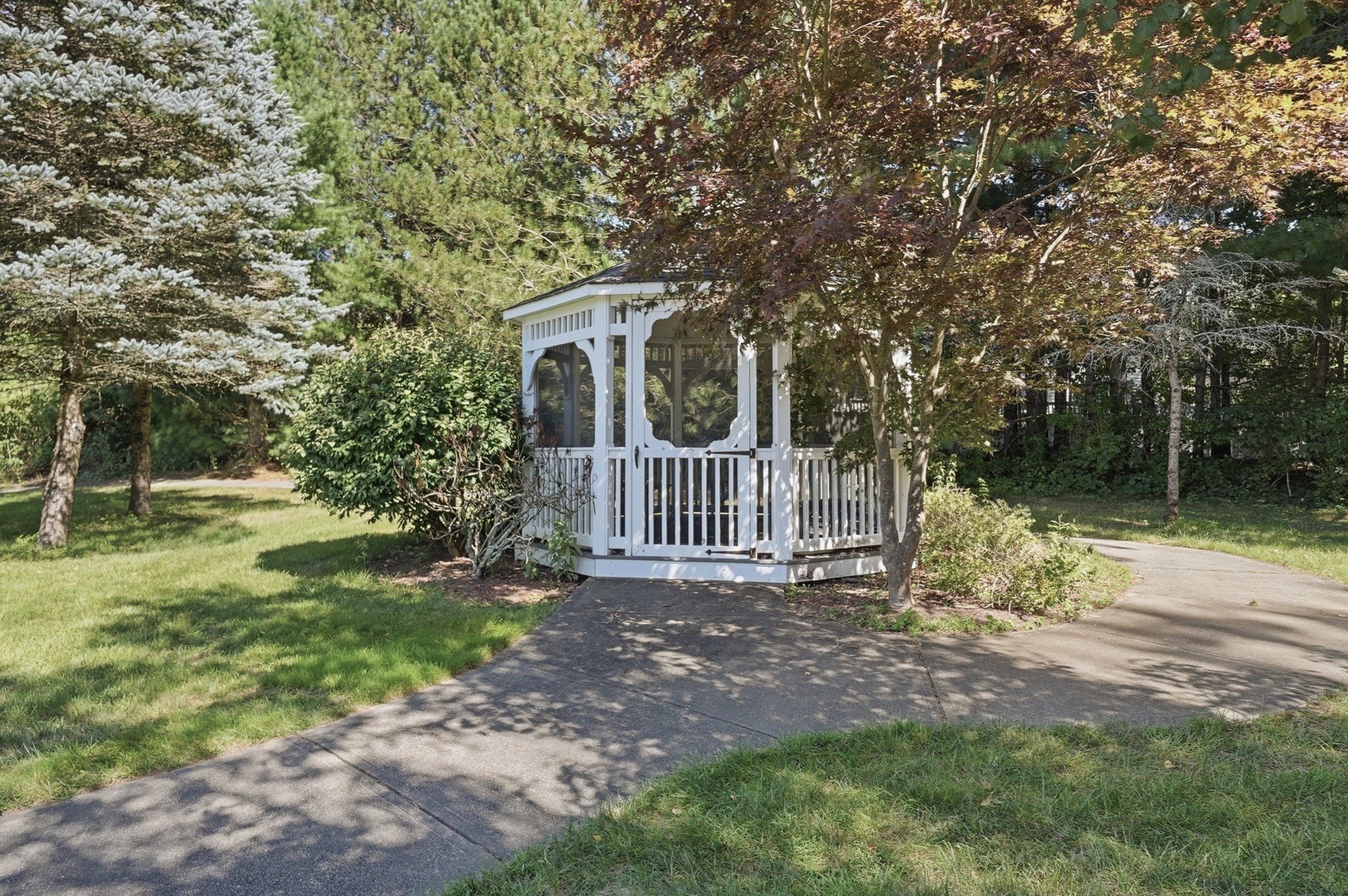 4 Concord Court # A Property Photo 3