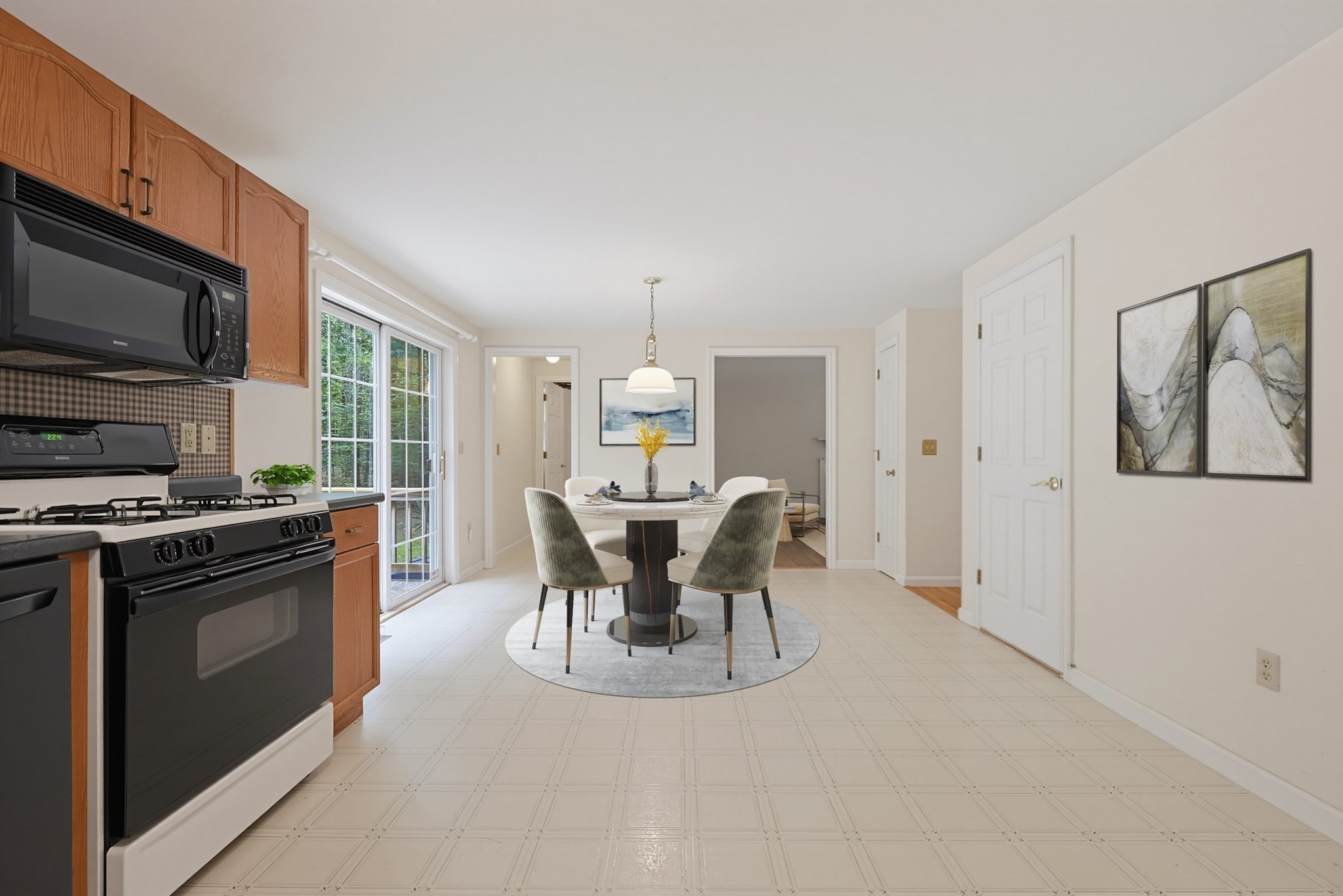 48 Boynton Street Property Photo 8