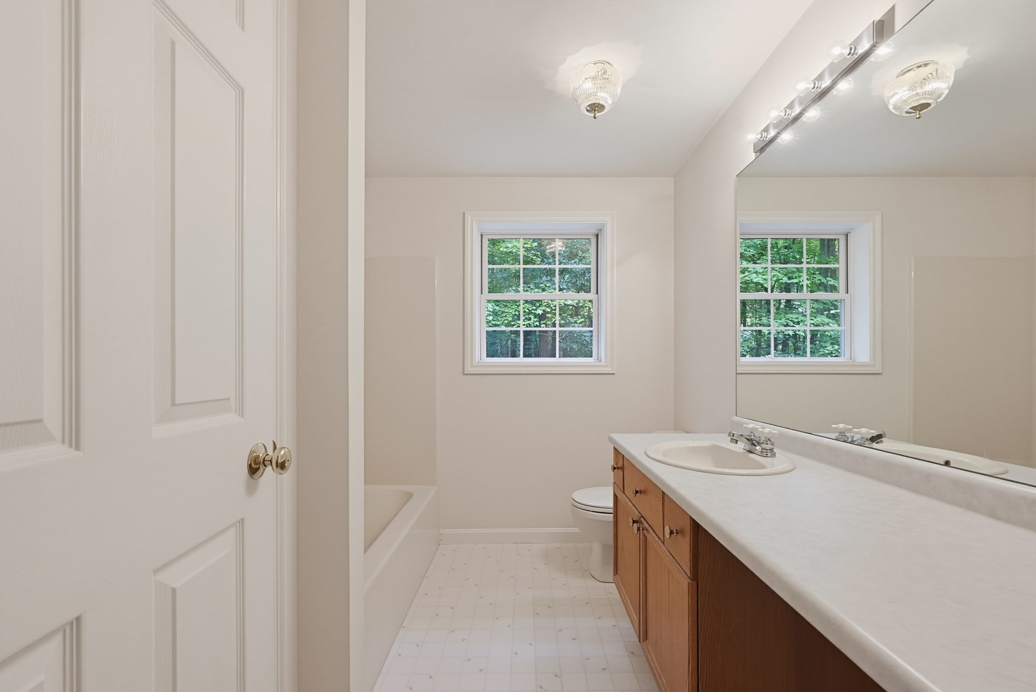 48 Boynton Street Property Photo 28