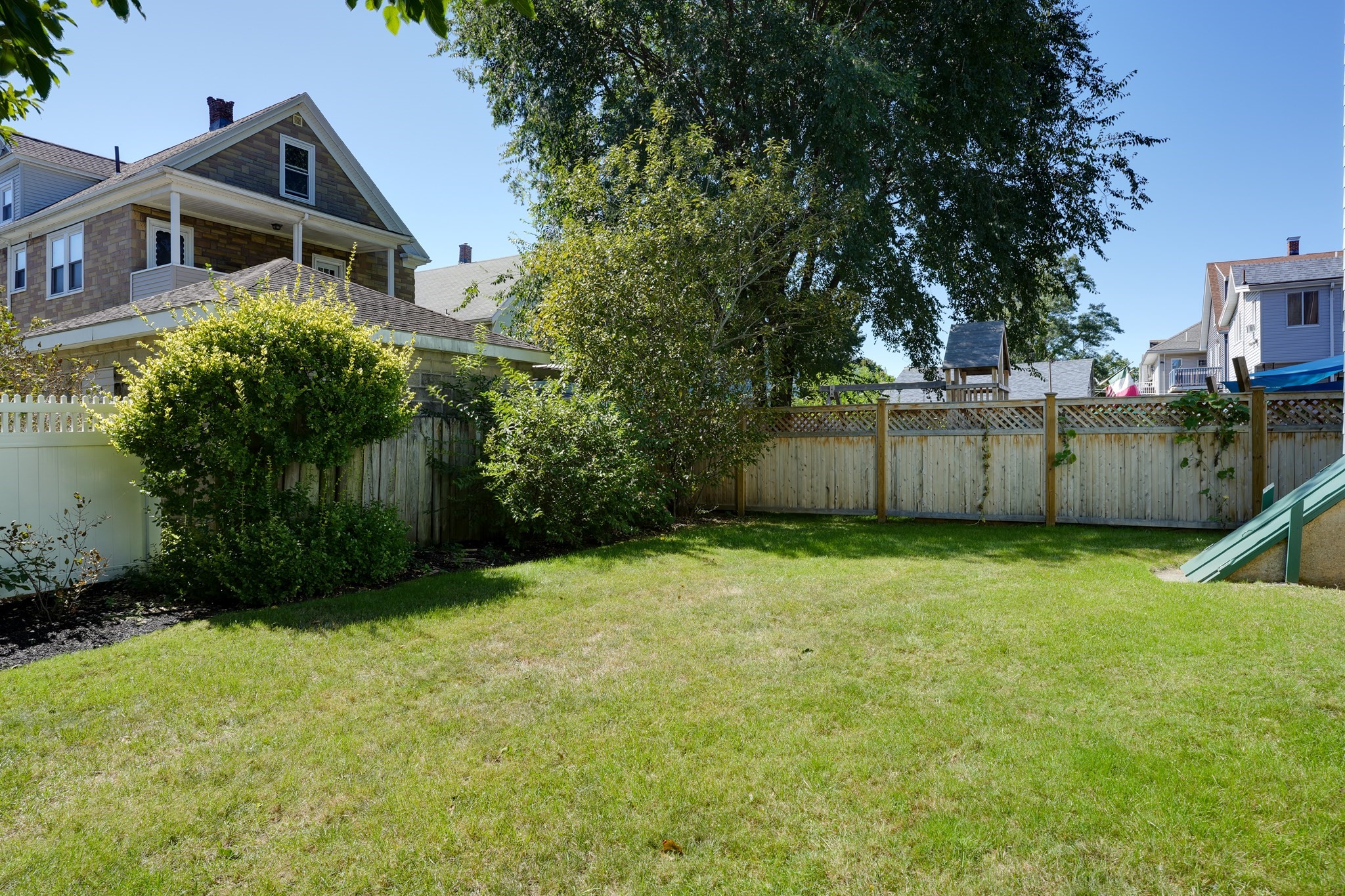 44 Watts St Property Photo 2