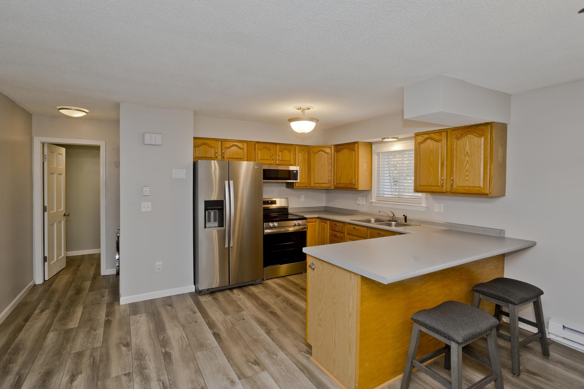 20 Lawrence Ave # 38c Property Photo 7