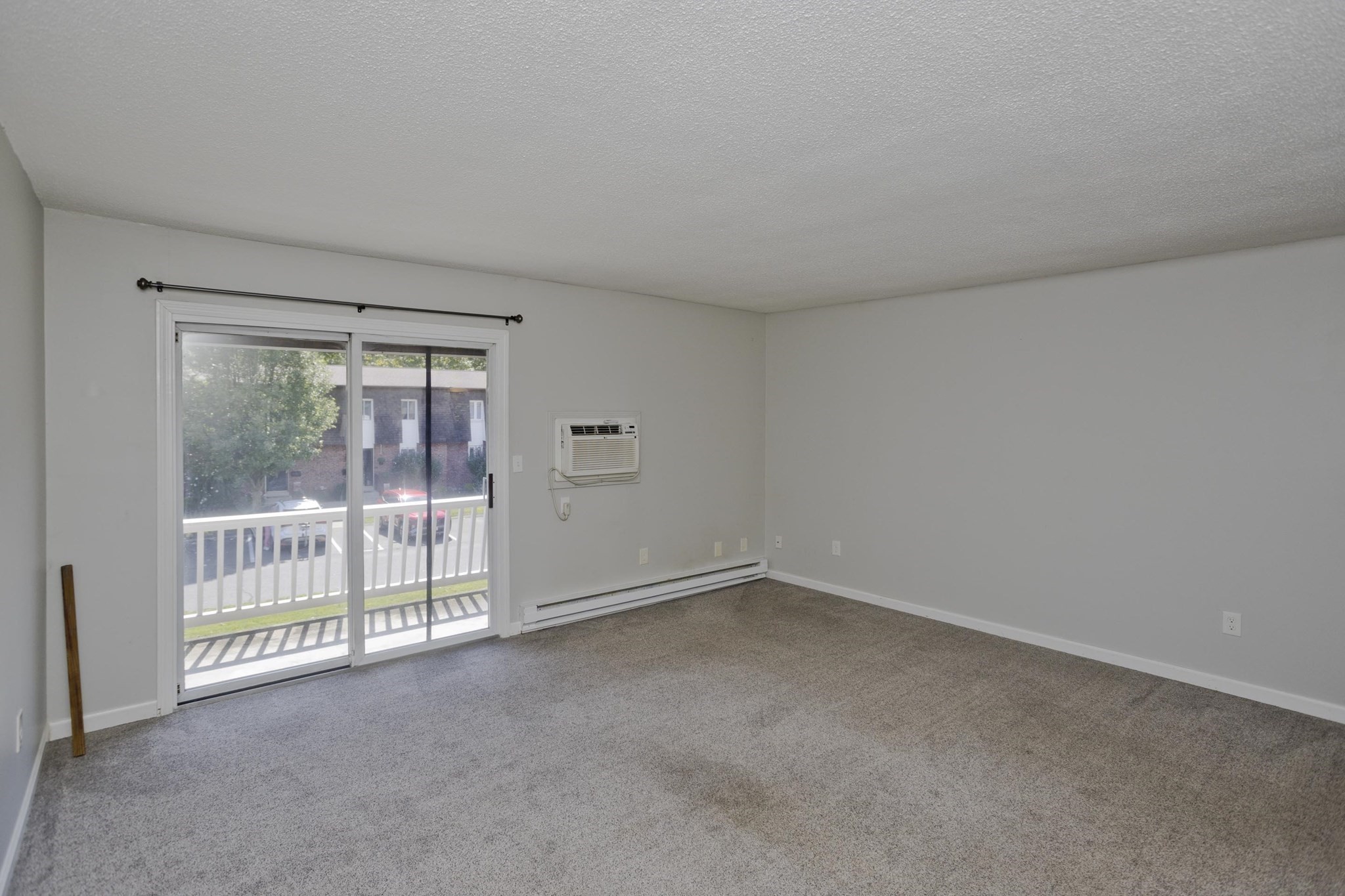 20 Lawrence Ave # 38c Property Photo 9