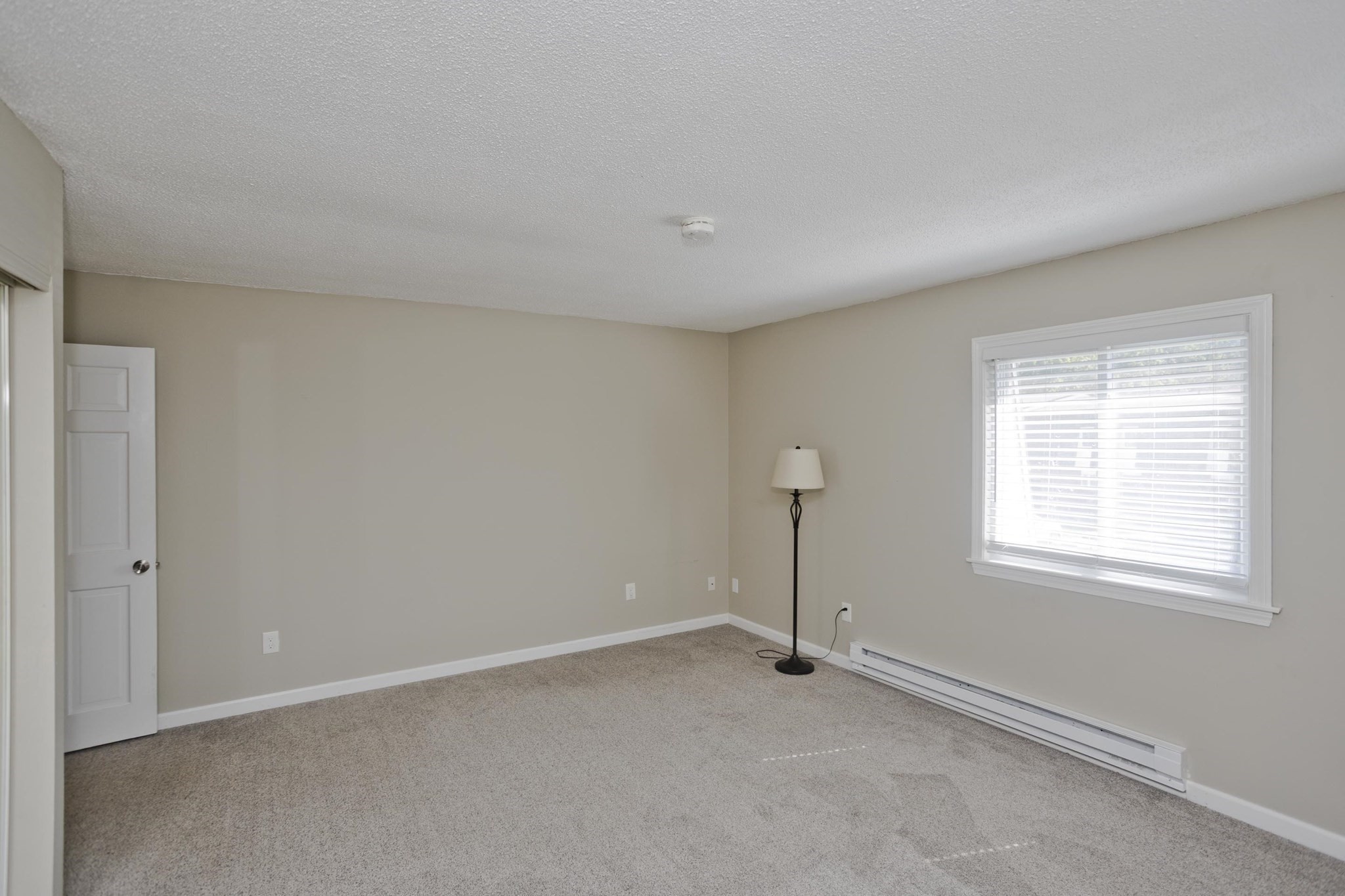 20 Lawrence Ave # 38c Property Photo 18