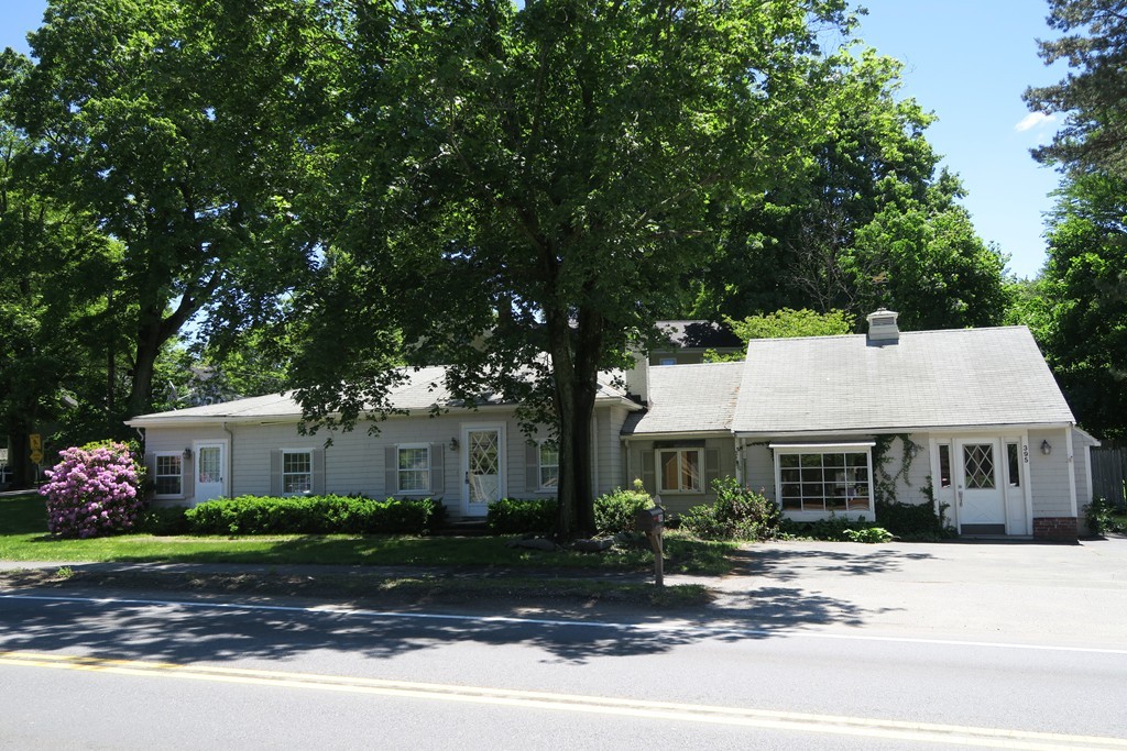 395 Boston Post Rd Property Photo 1
