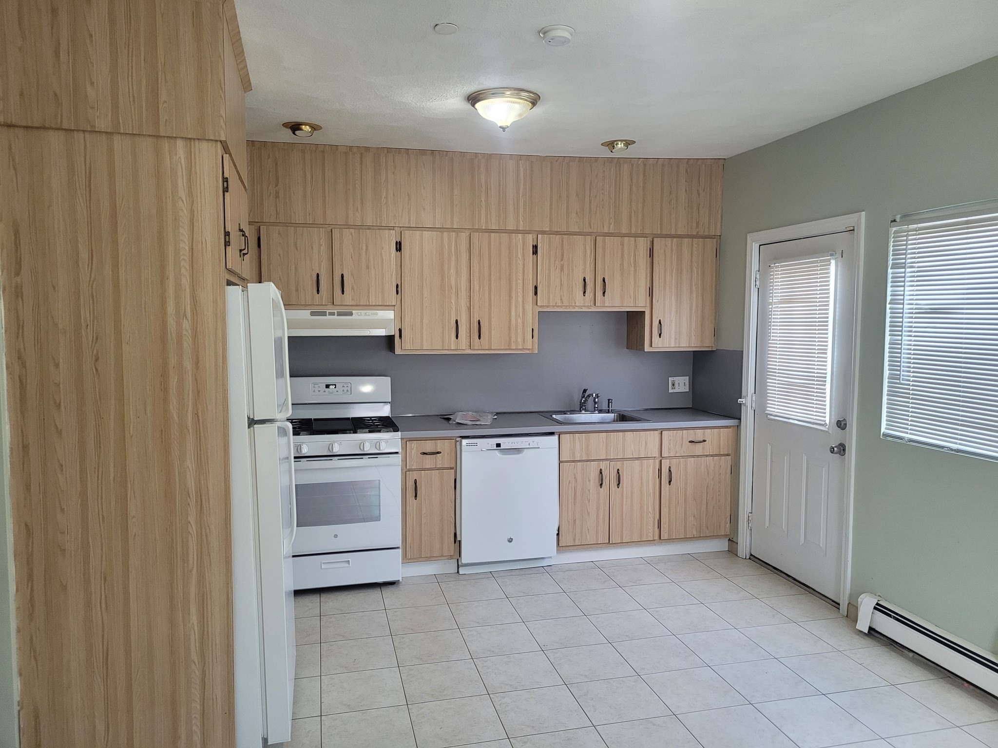30 Courtland Street # 2 Property Photo 1