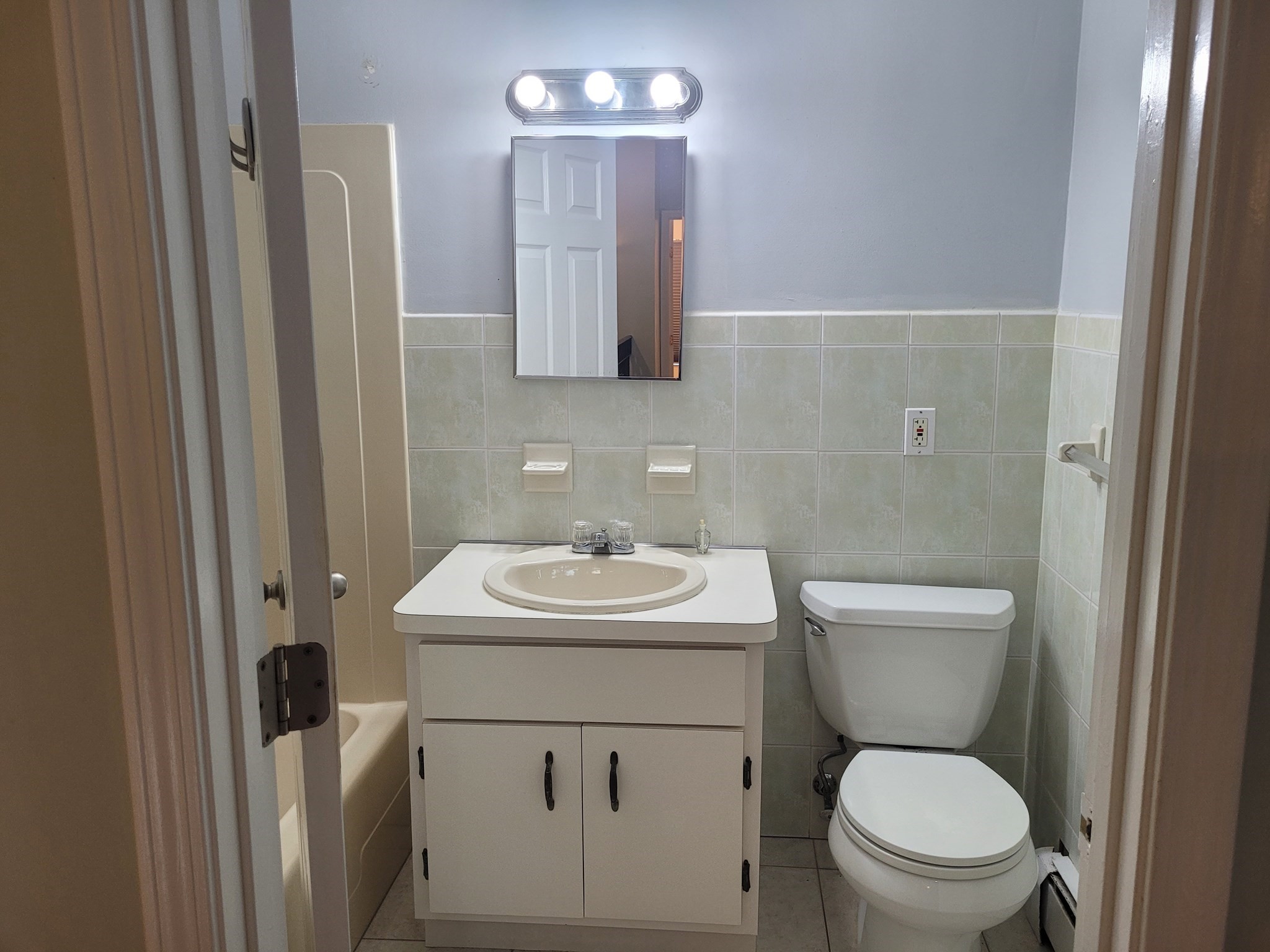 30 Courtland Street # 2 Property Photo 7