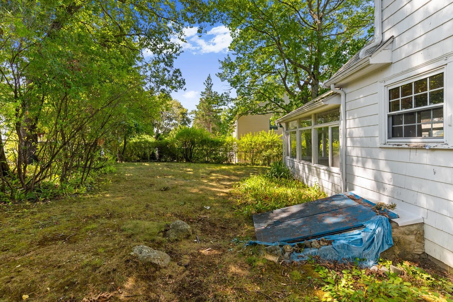 40 Valentine Rd Property Photo 6
