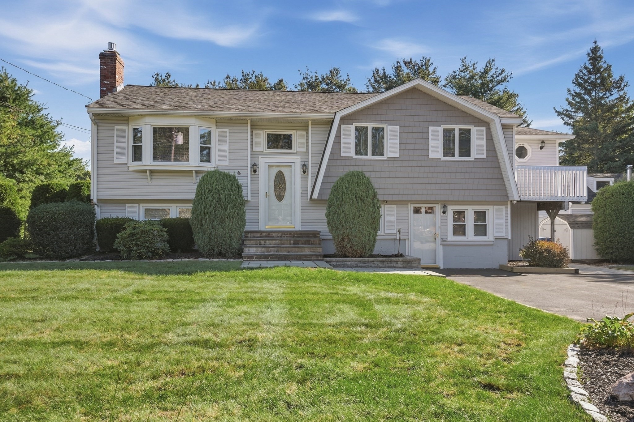 6 Ashdale Drive Property Photo 1