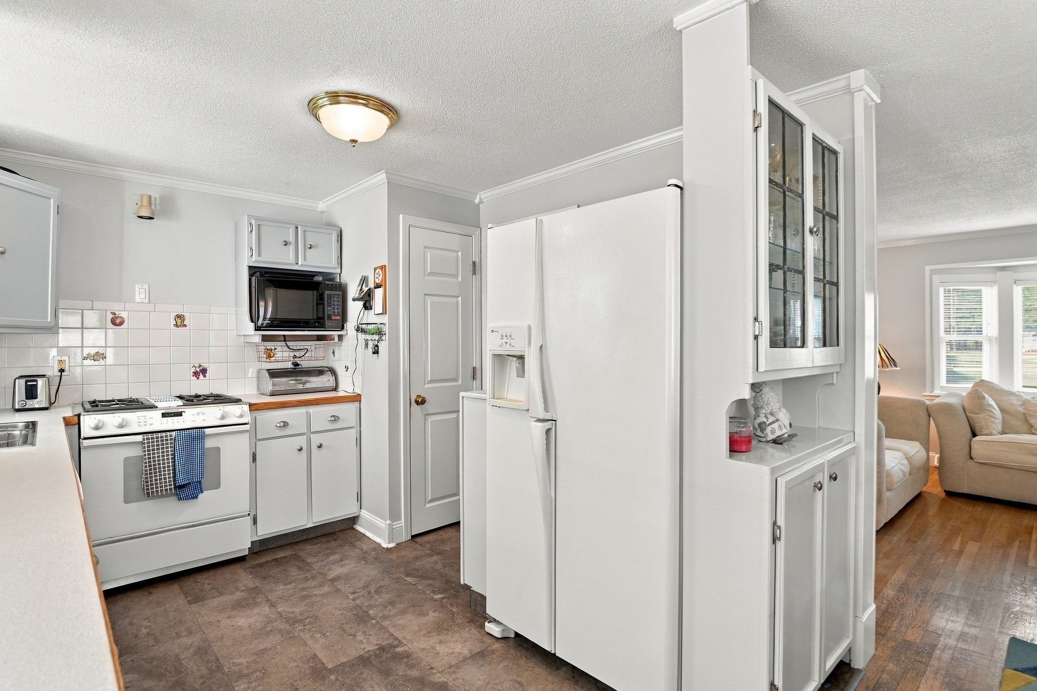 6 Ashdale Drive Property Photo 10
