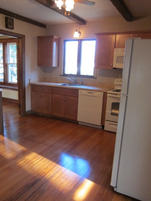 330 West St Property Photo 3