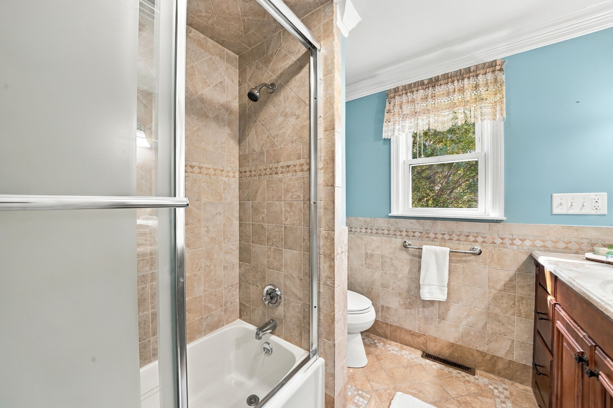 32 Alvin Street Property Photo 22