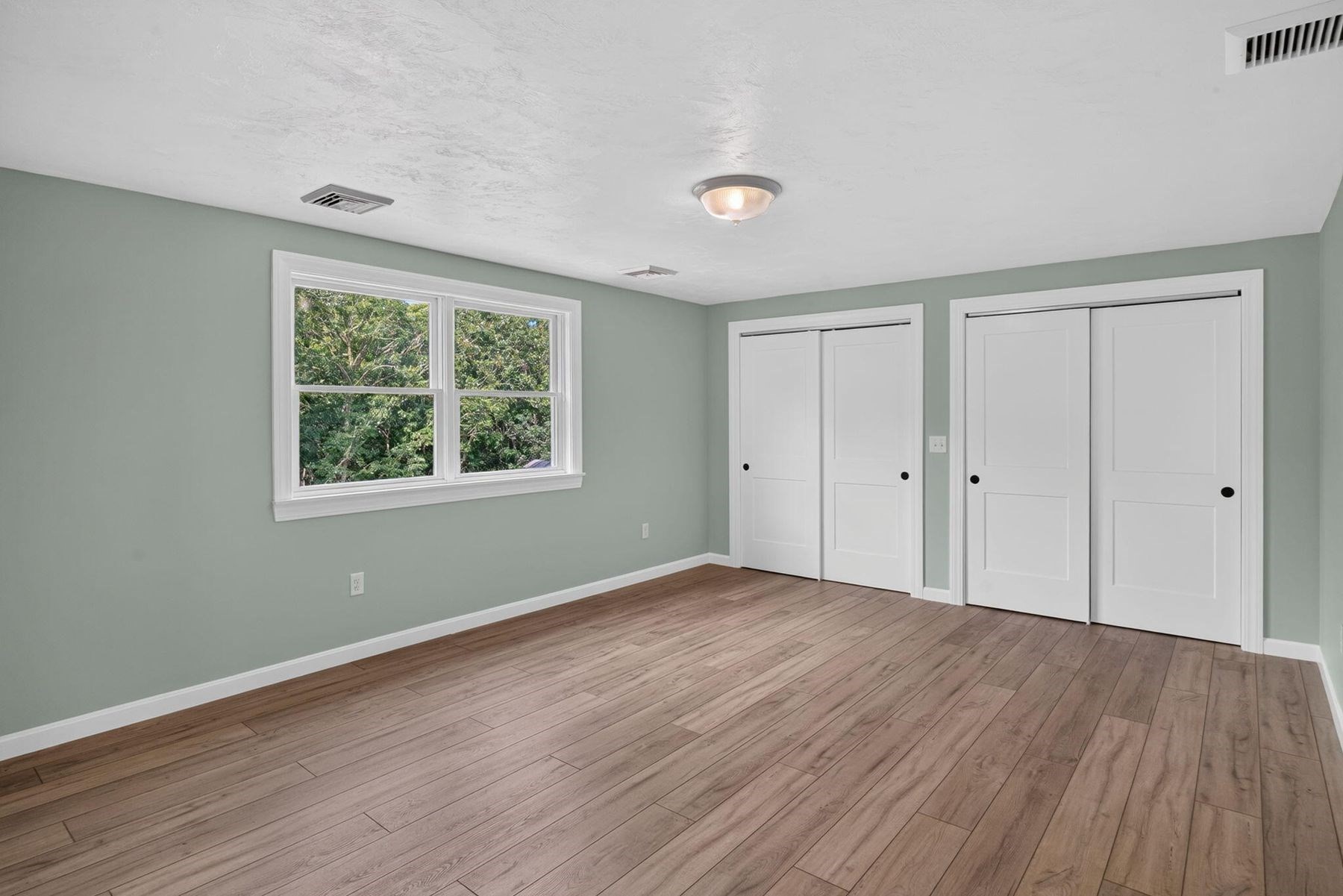 4 Aarons Way Property Photo 25