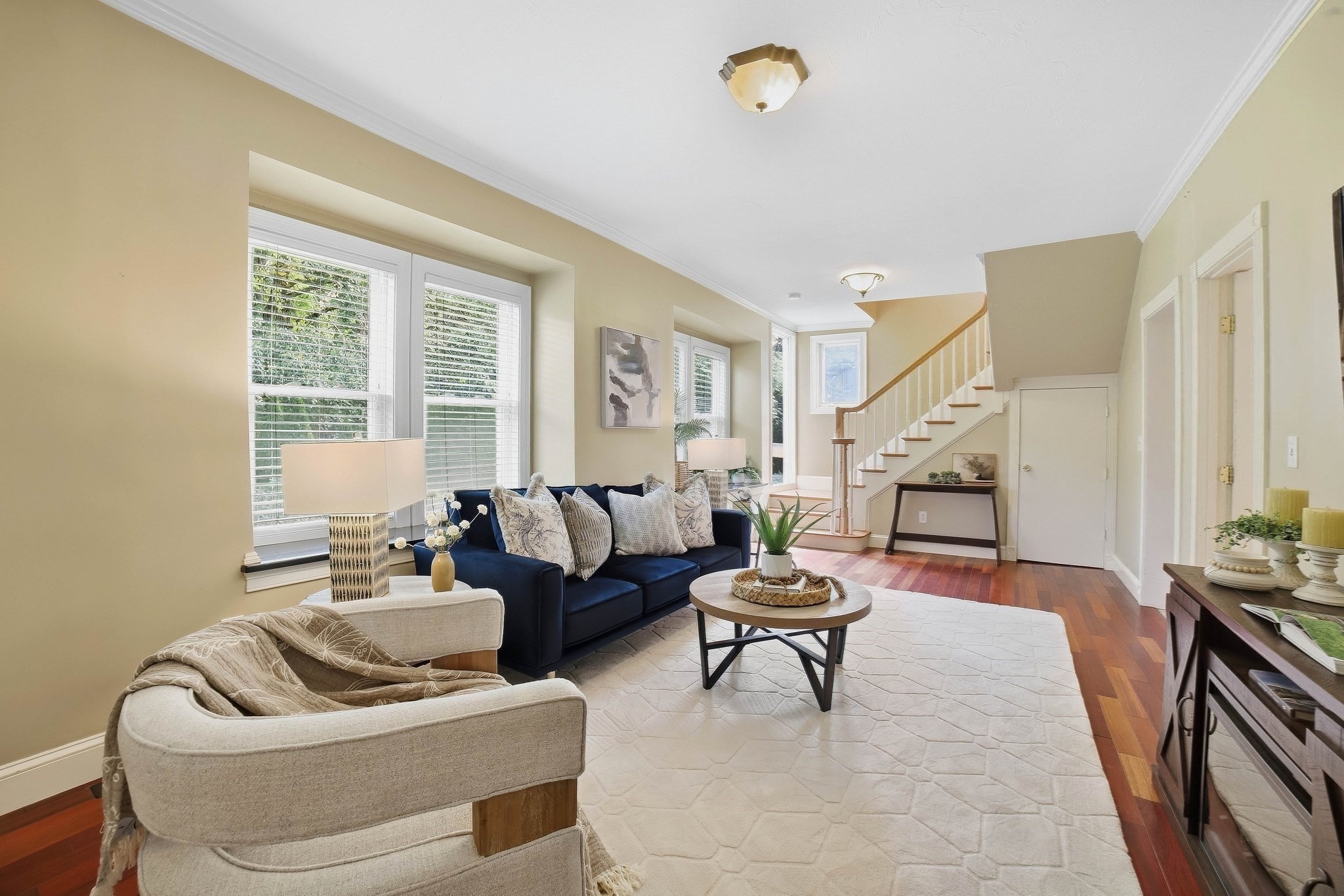 550 Sunderland Road Property Photo 1