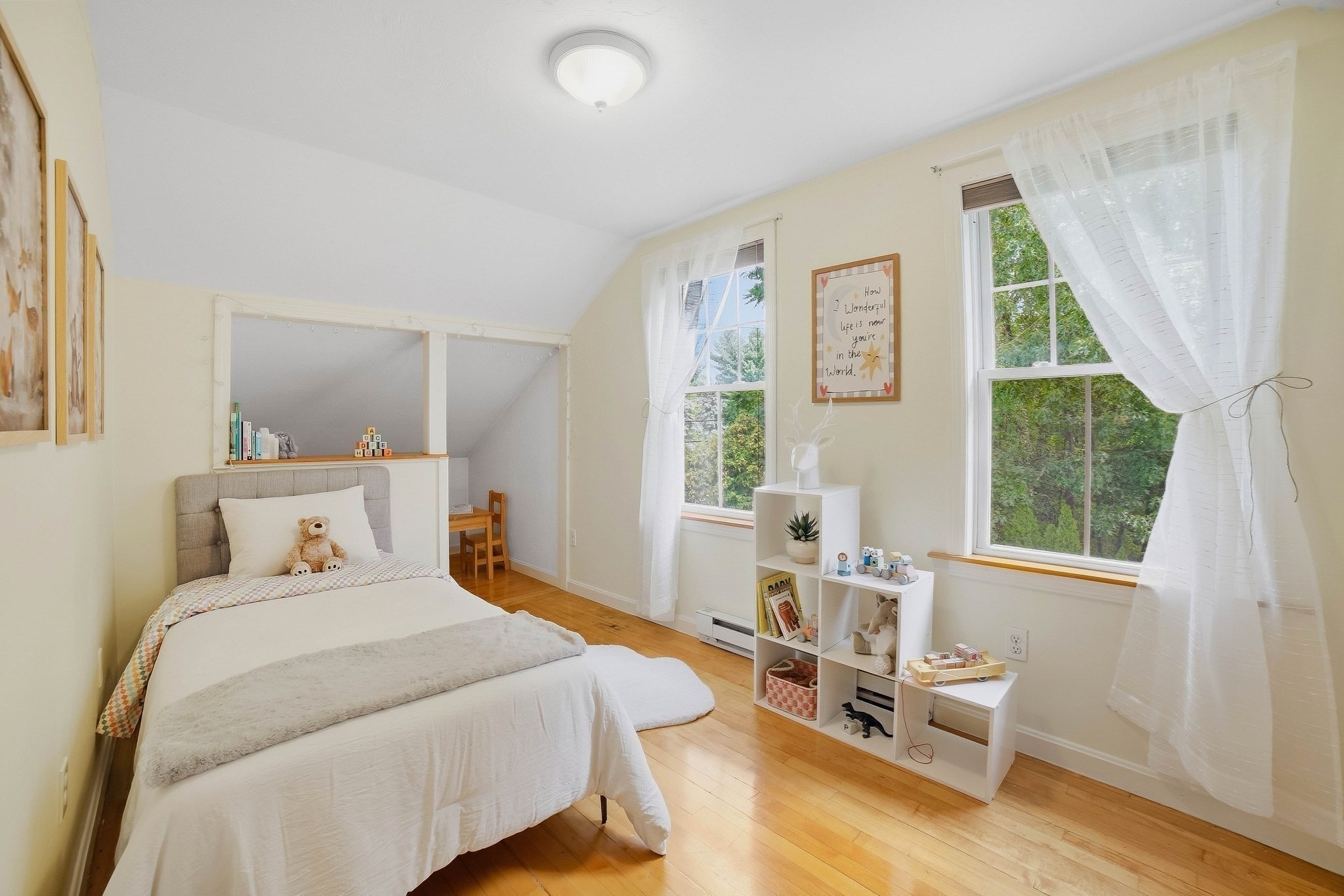550 Sunderland Road Property Photo 15