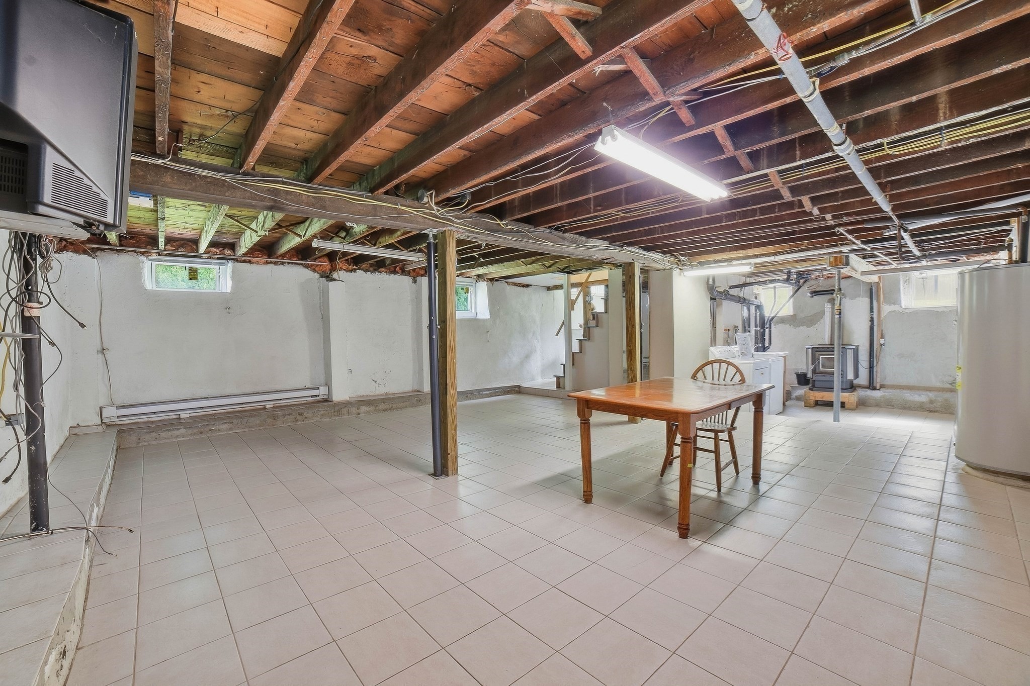 550 Sunderland Road Property Photo 21