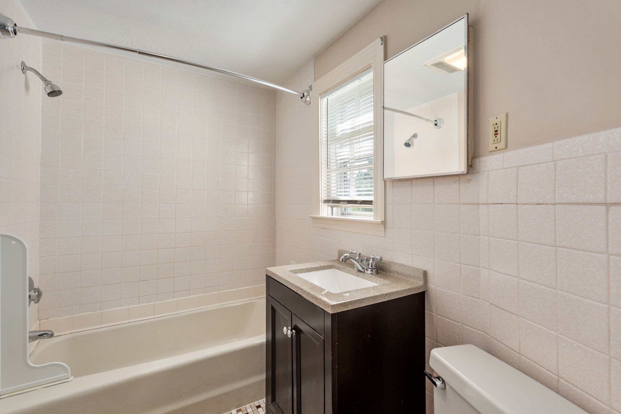 3 School Street Property Photo 23