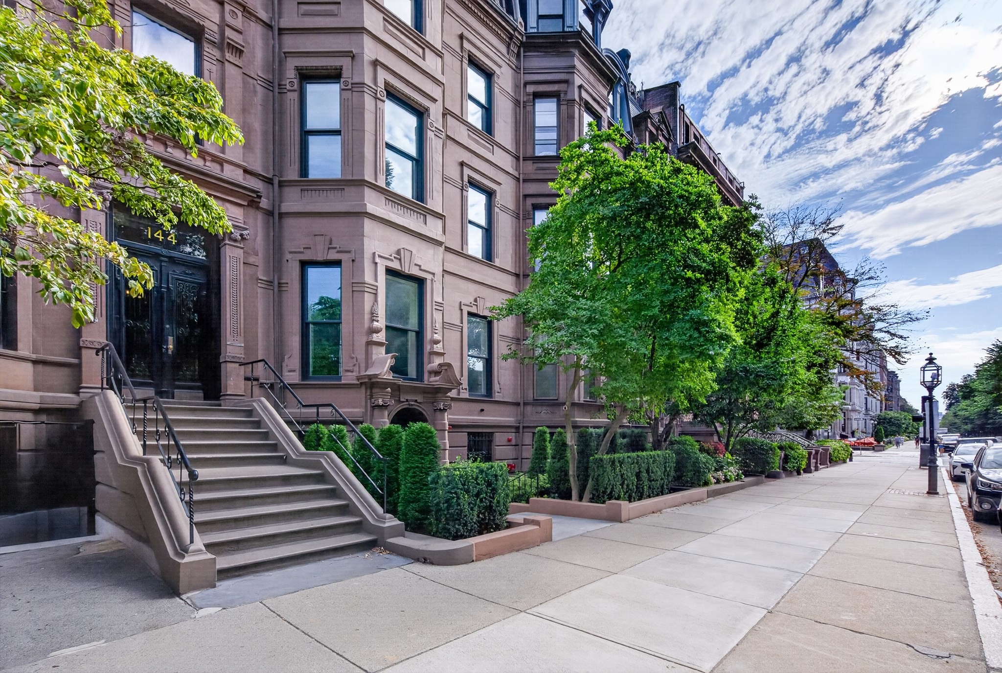 144 Commonwealth Ave # 4 Property Photo 1