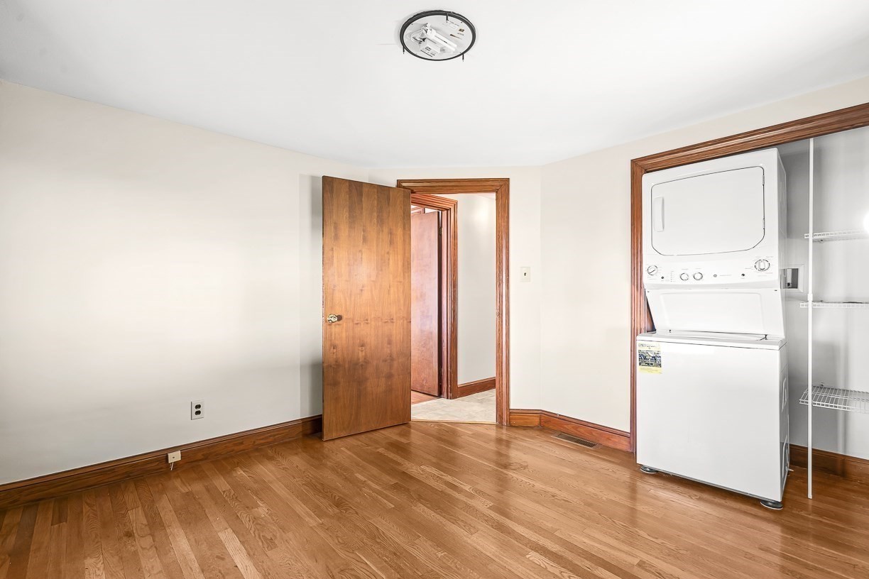 12 Leo Ave Property Photo 20
