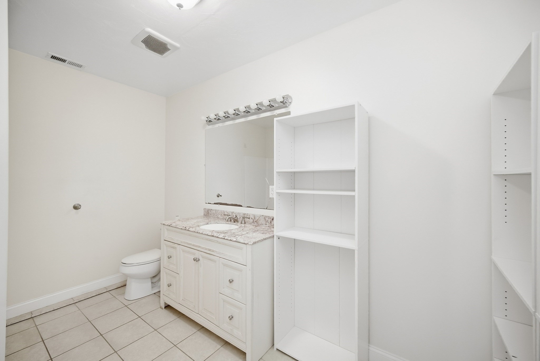 39 Mulberry St Property Photo 15