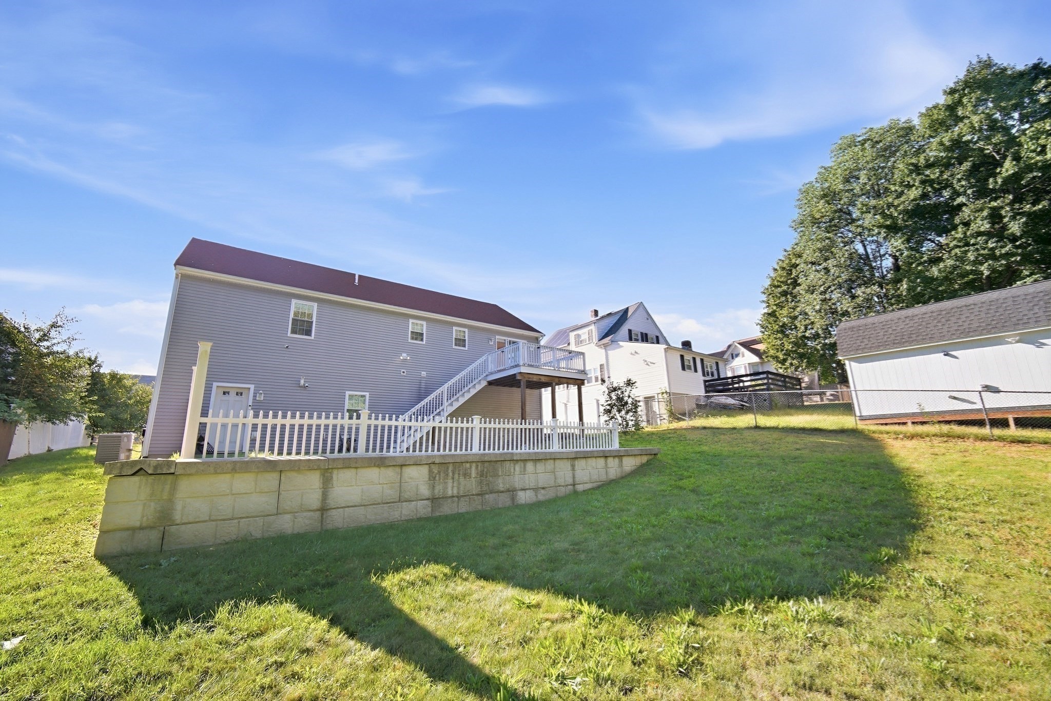 39 Mulberry St Property Photo 22